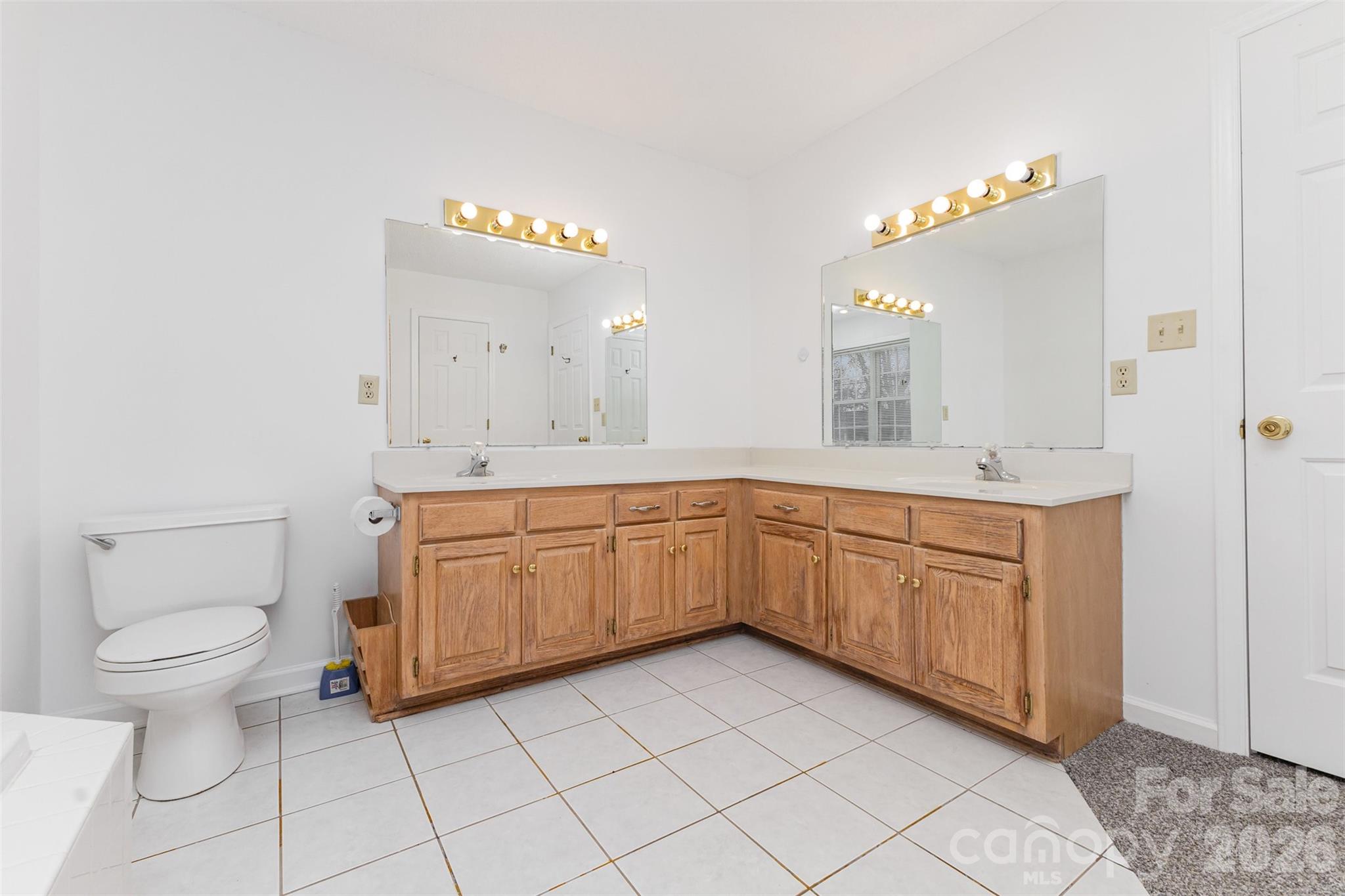 570 29th Avenue Drive Property Photo 21