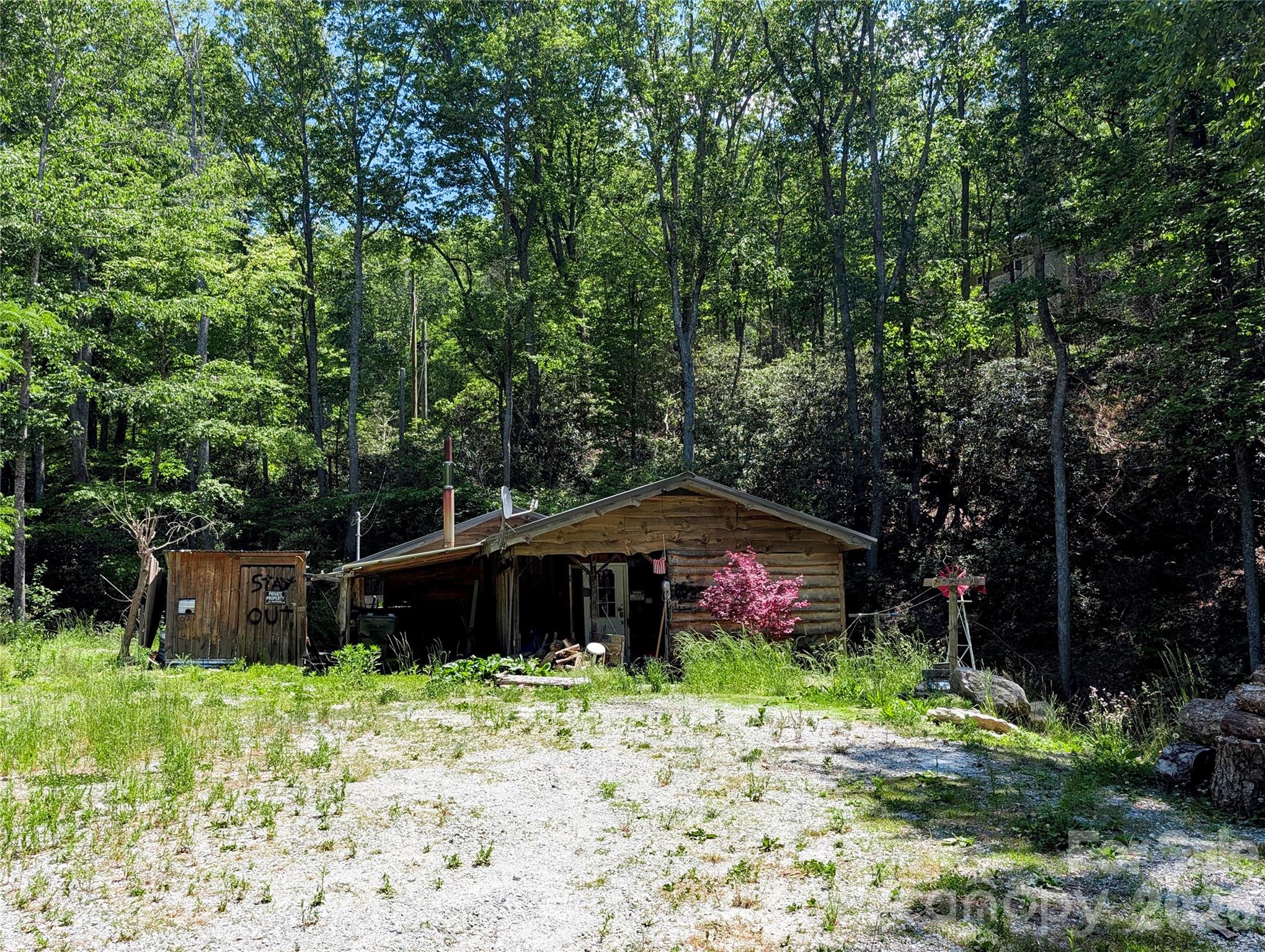 1034 Kyles Creek Road Property Photo 1