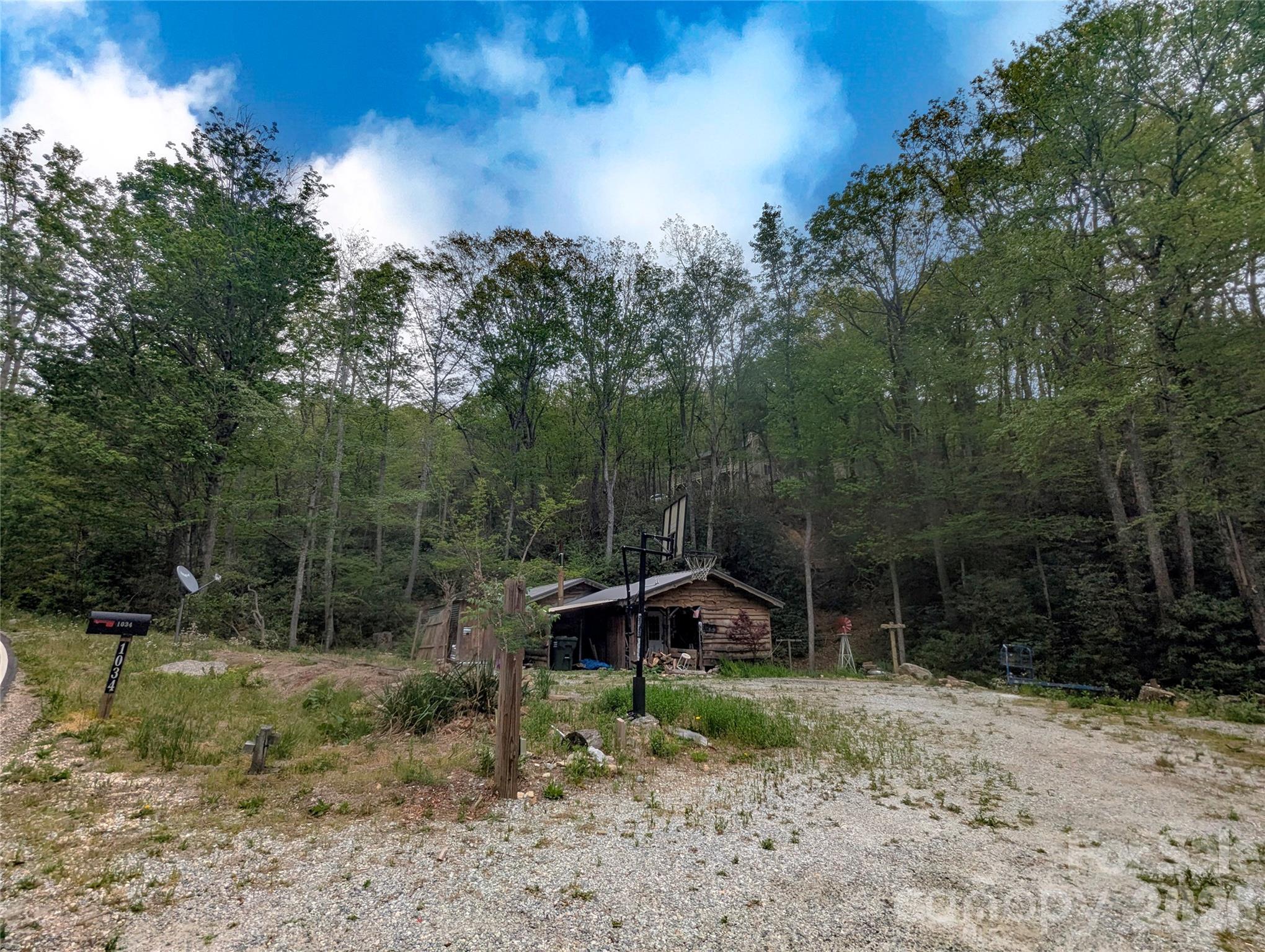 1034 Kyles Creek Road Property Photo 11