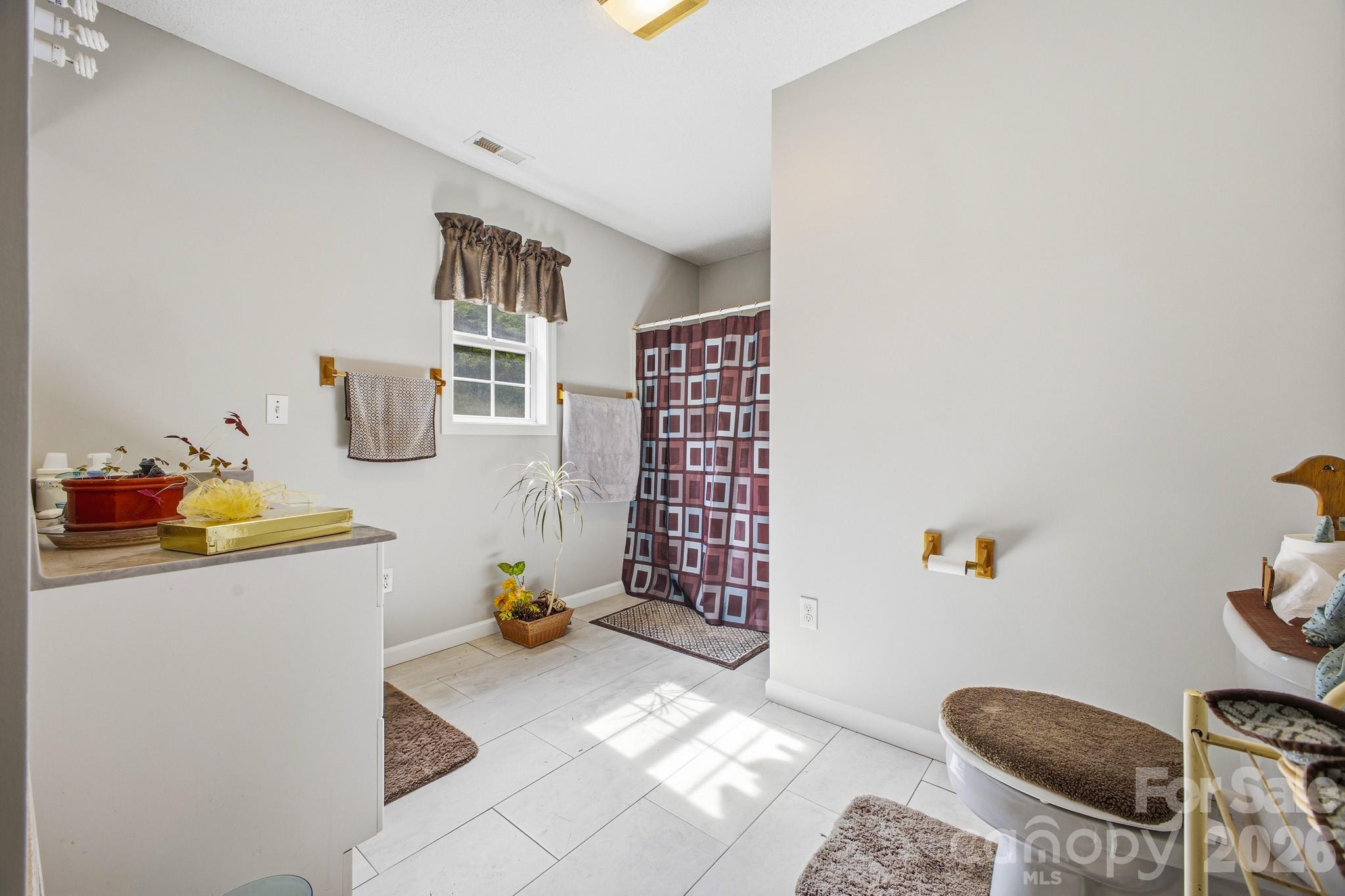 48 Open Range Drive Property Photo 10