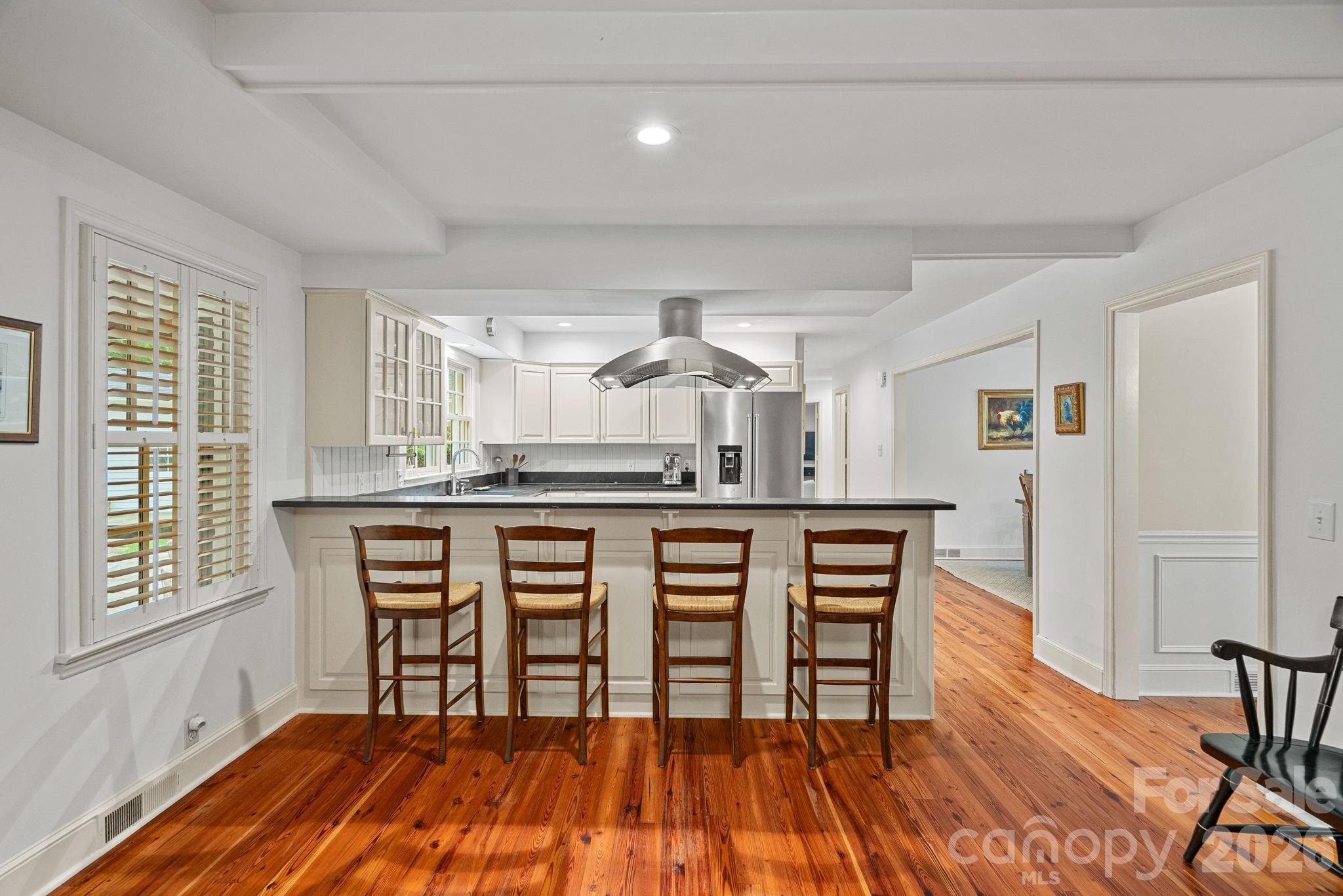 251 Ney Circle Property Photo 10