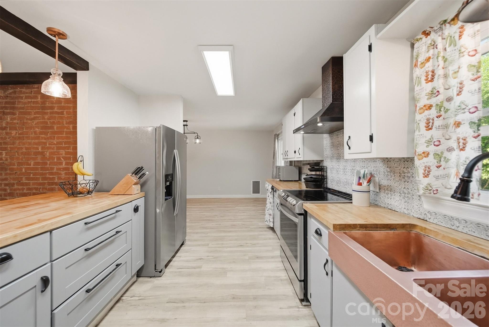 1108 Delwood Drive Property Photo 14