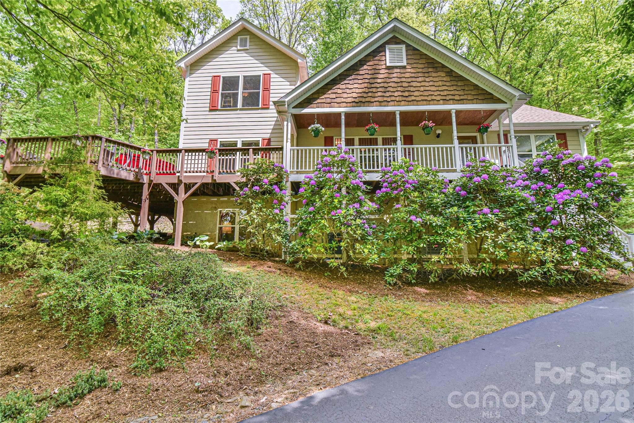 55 Sugar Hill Drive Property Photo 1