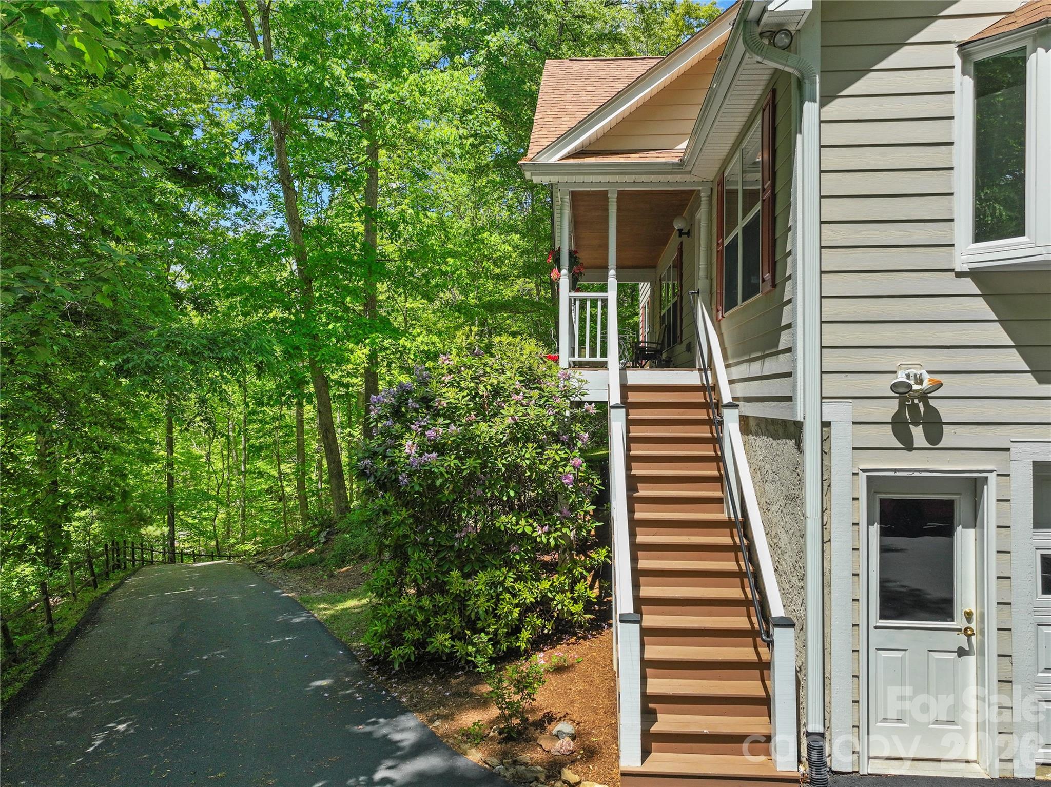 55 Sugar Hill Drive Property Photo 3