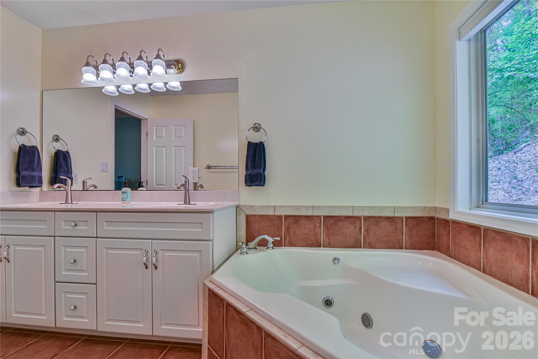 55 Sugar Hill Drive Property Photo 16