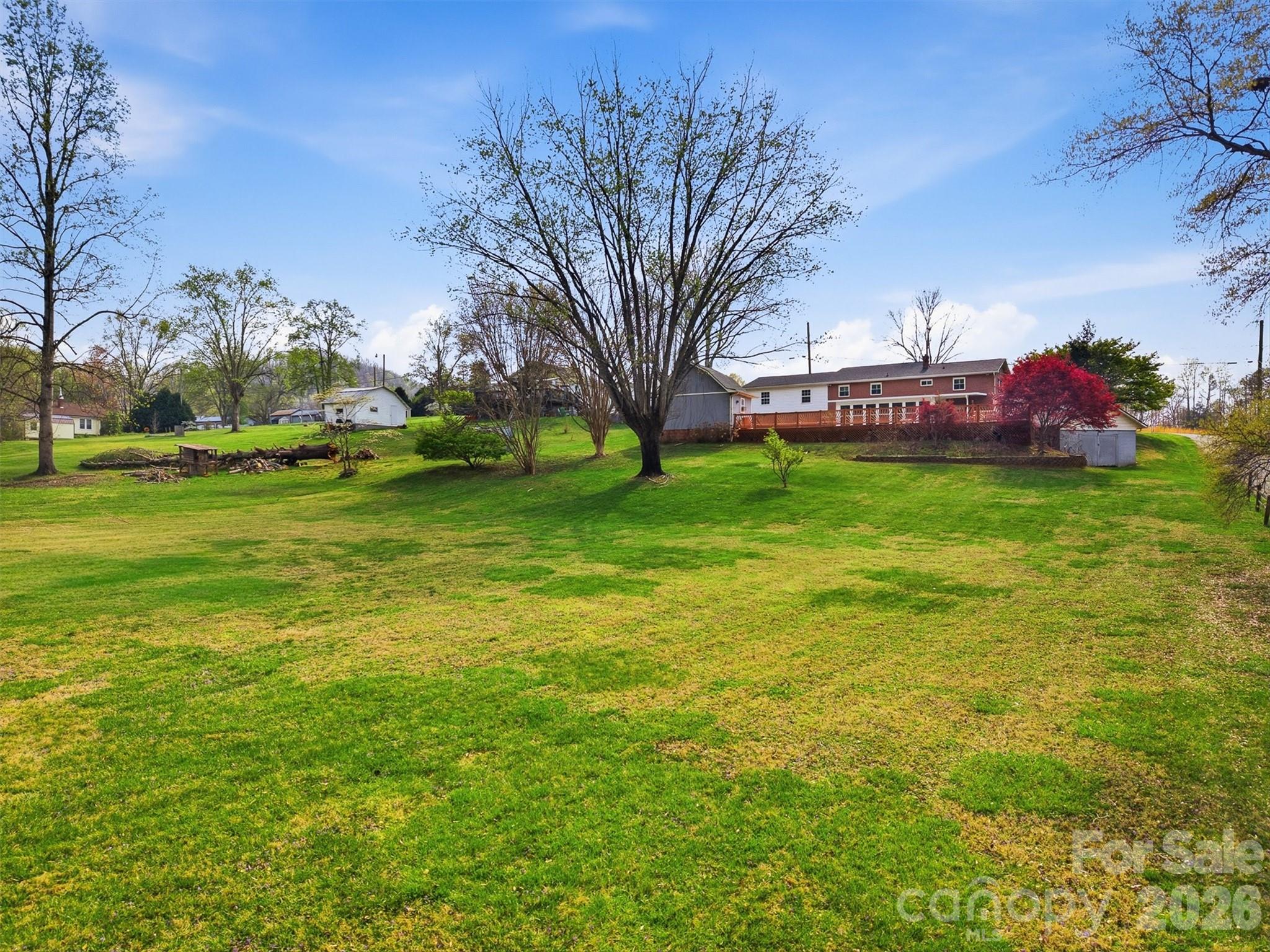 2174 Chester Avenue Property Photo 11