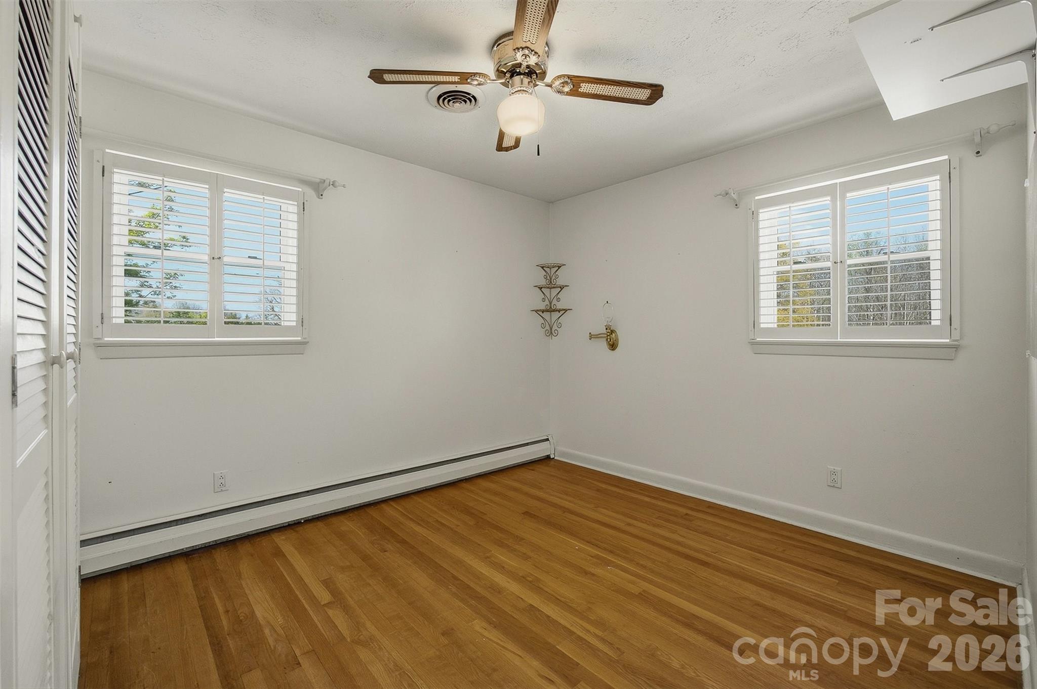 2174 Chester Avenue Property Photo 27