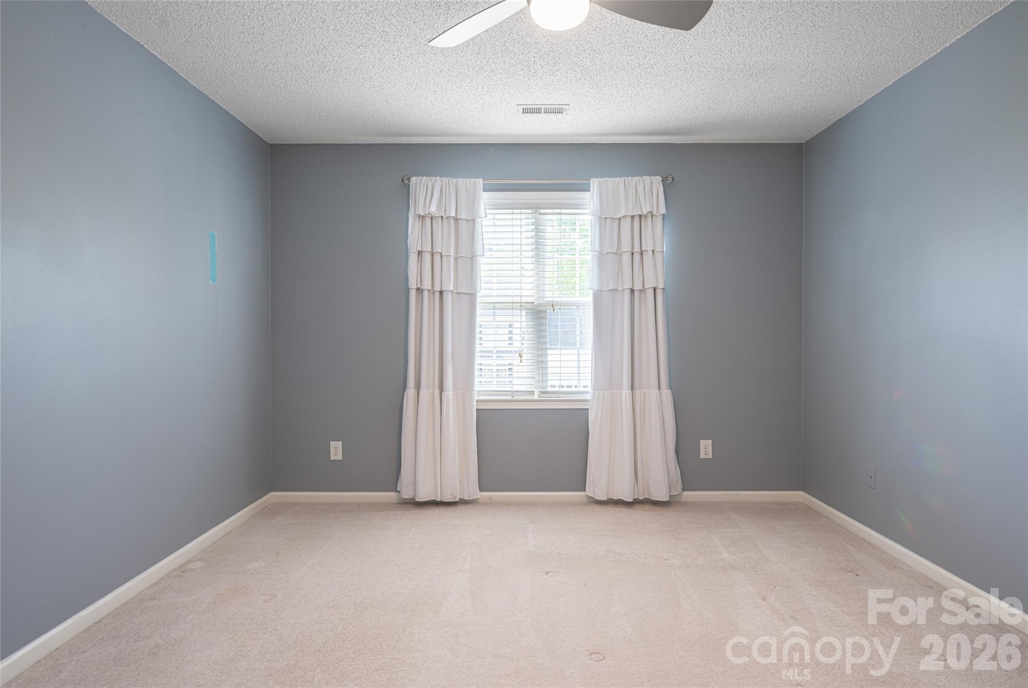 48 Brownstone Court Property Photo 26