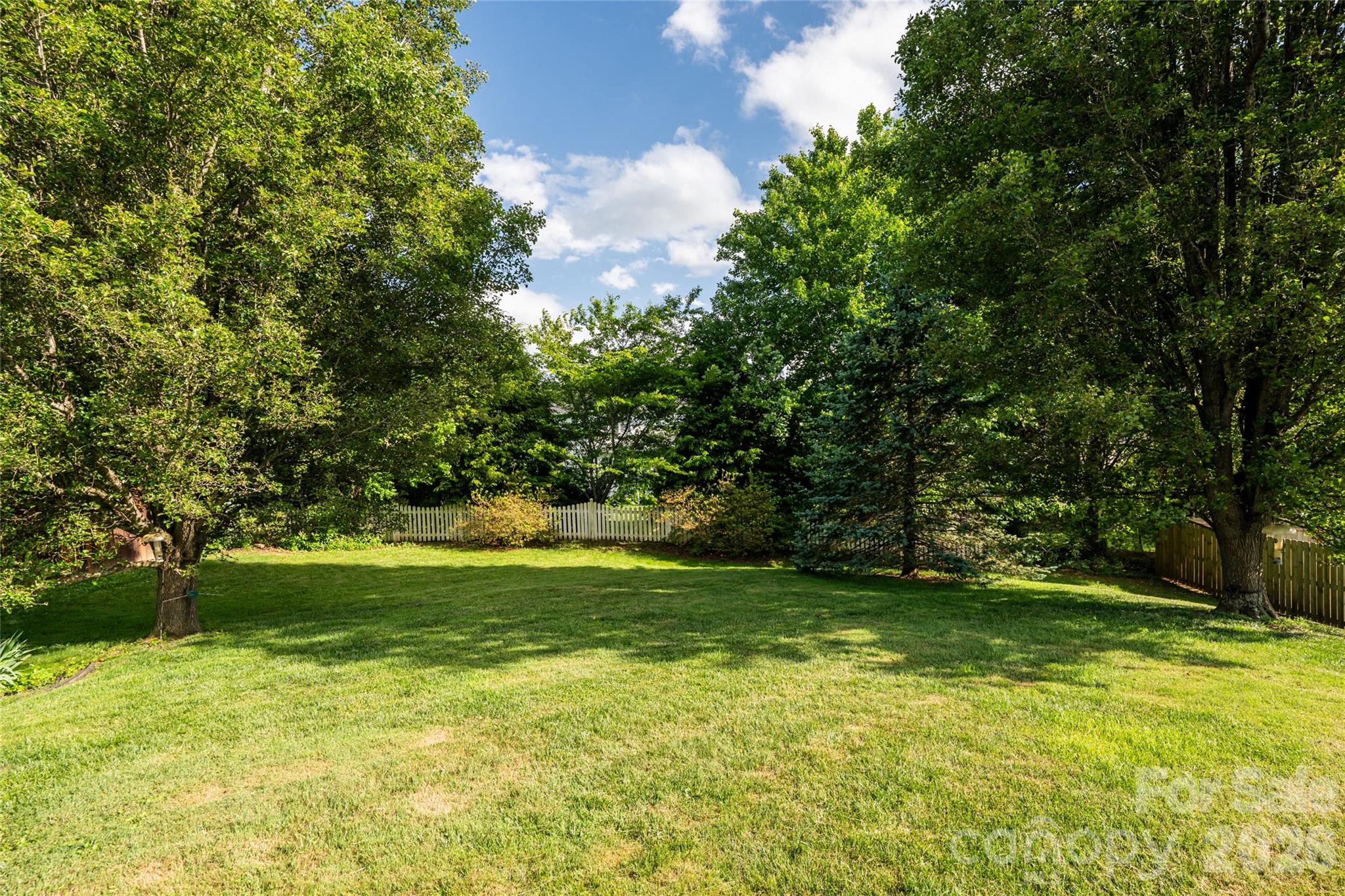 48 Brownstone Court Property Photo 31