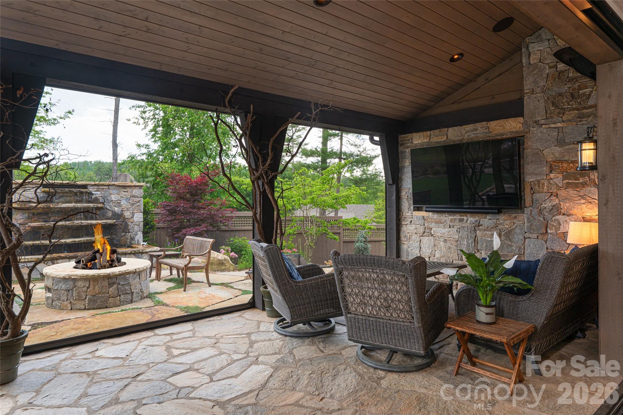 18 Fairsted Drive Property Photo 8