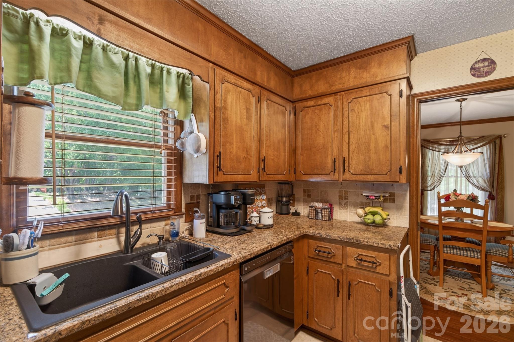 104 Hallett Street Property Photo 23