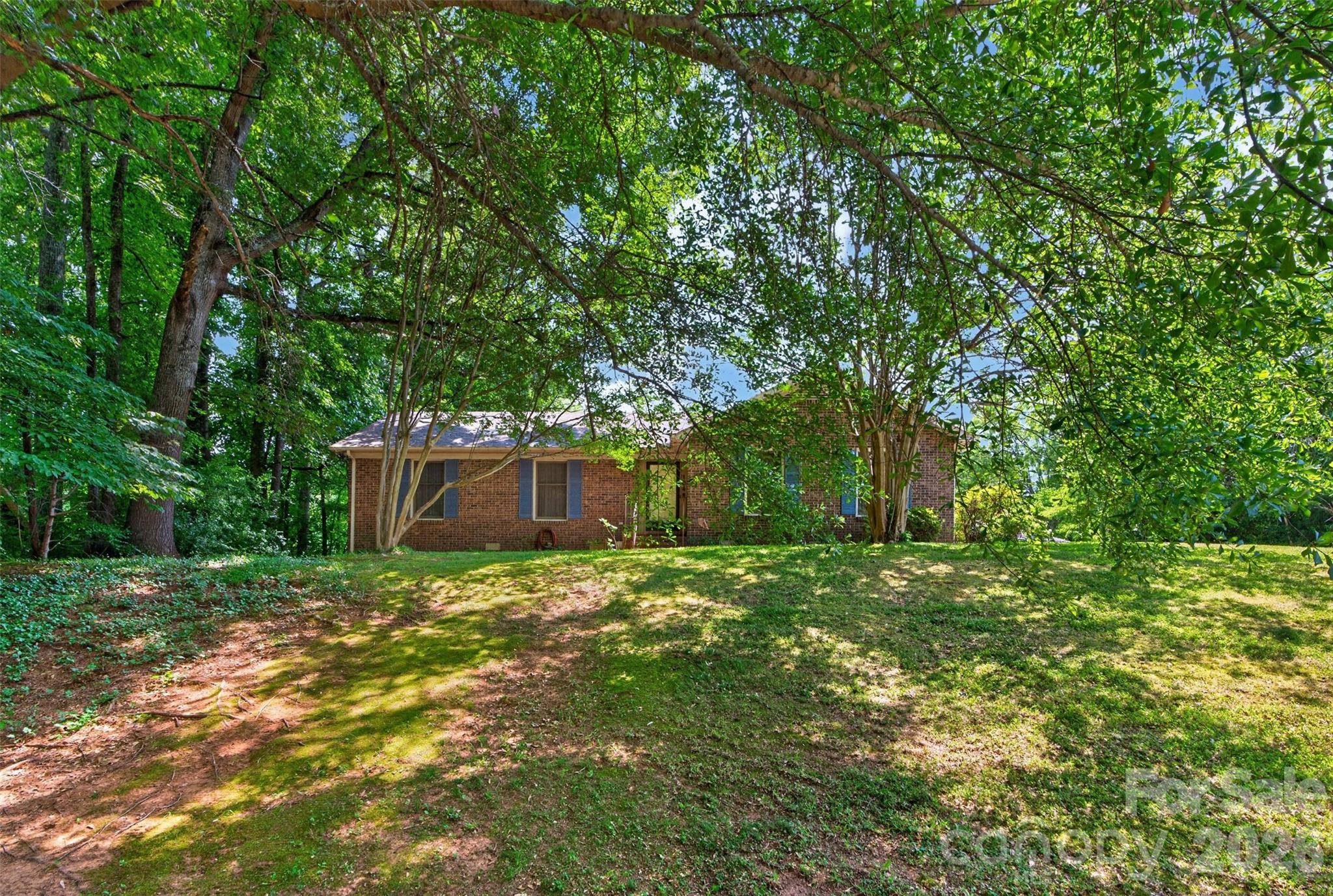 104 Hallett Street Property Photo 47