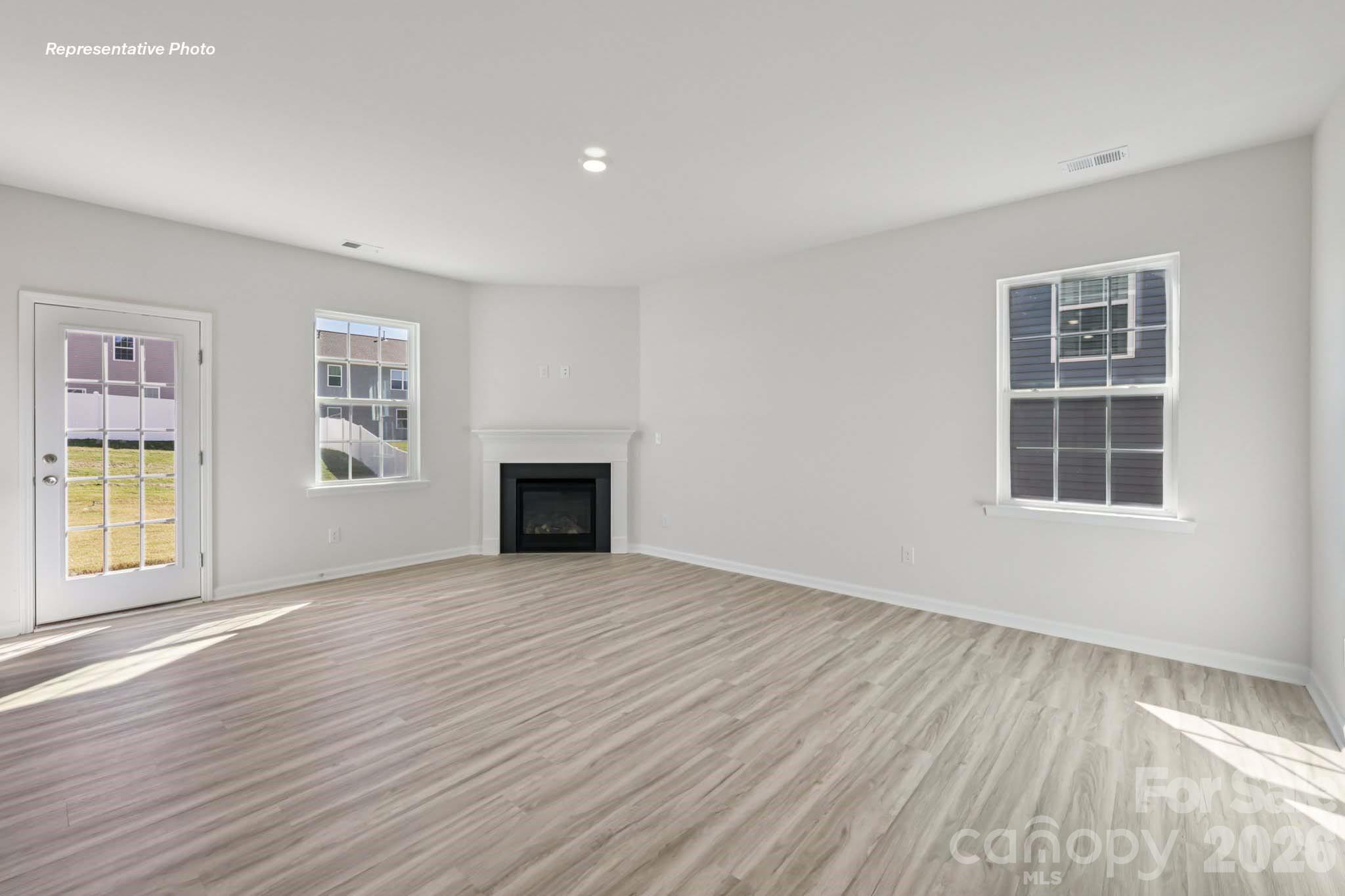 601 17th Avenue Drive Property Photo 8