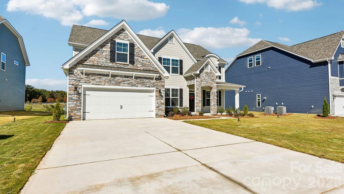 3051 Eclipse Court Property Photo 2