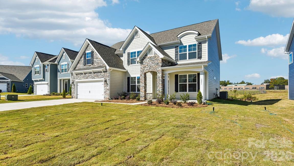 3051 Eclipse Court Property Photo 3