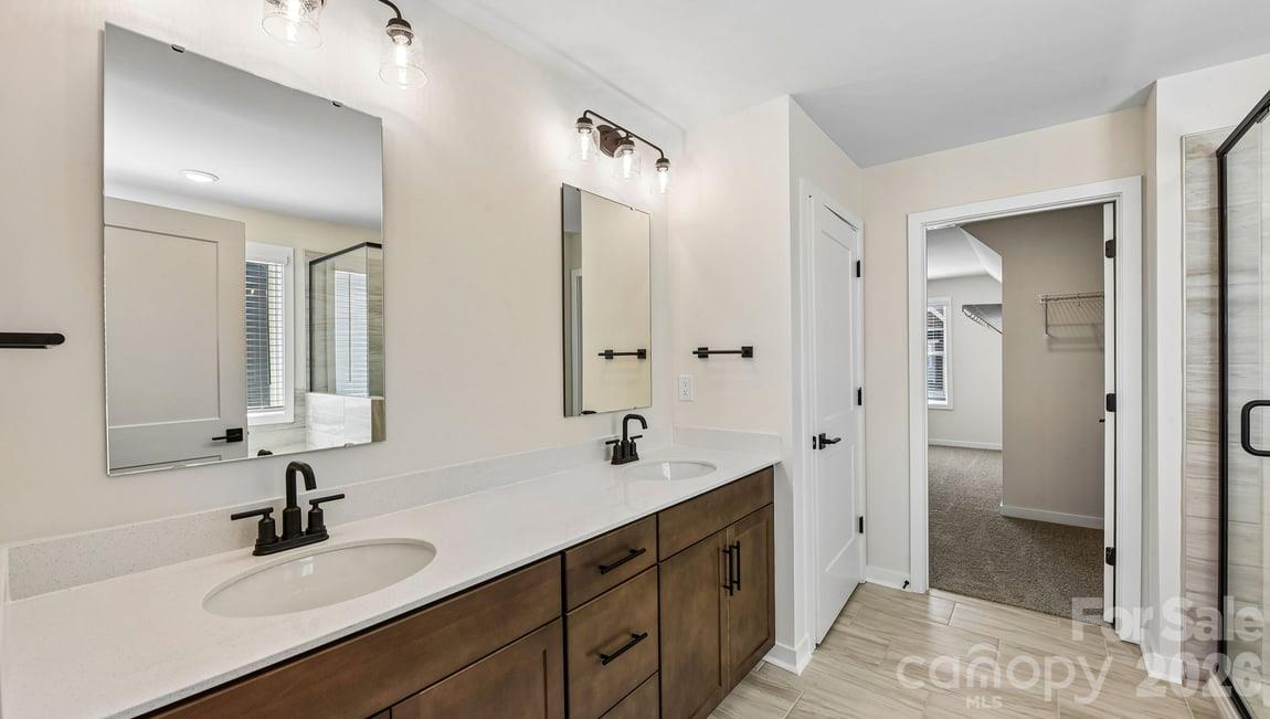 3051 Eclipse Court Property Photo 31