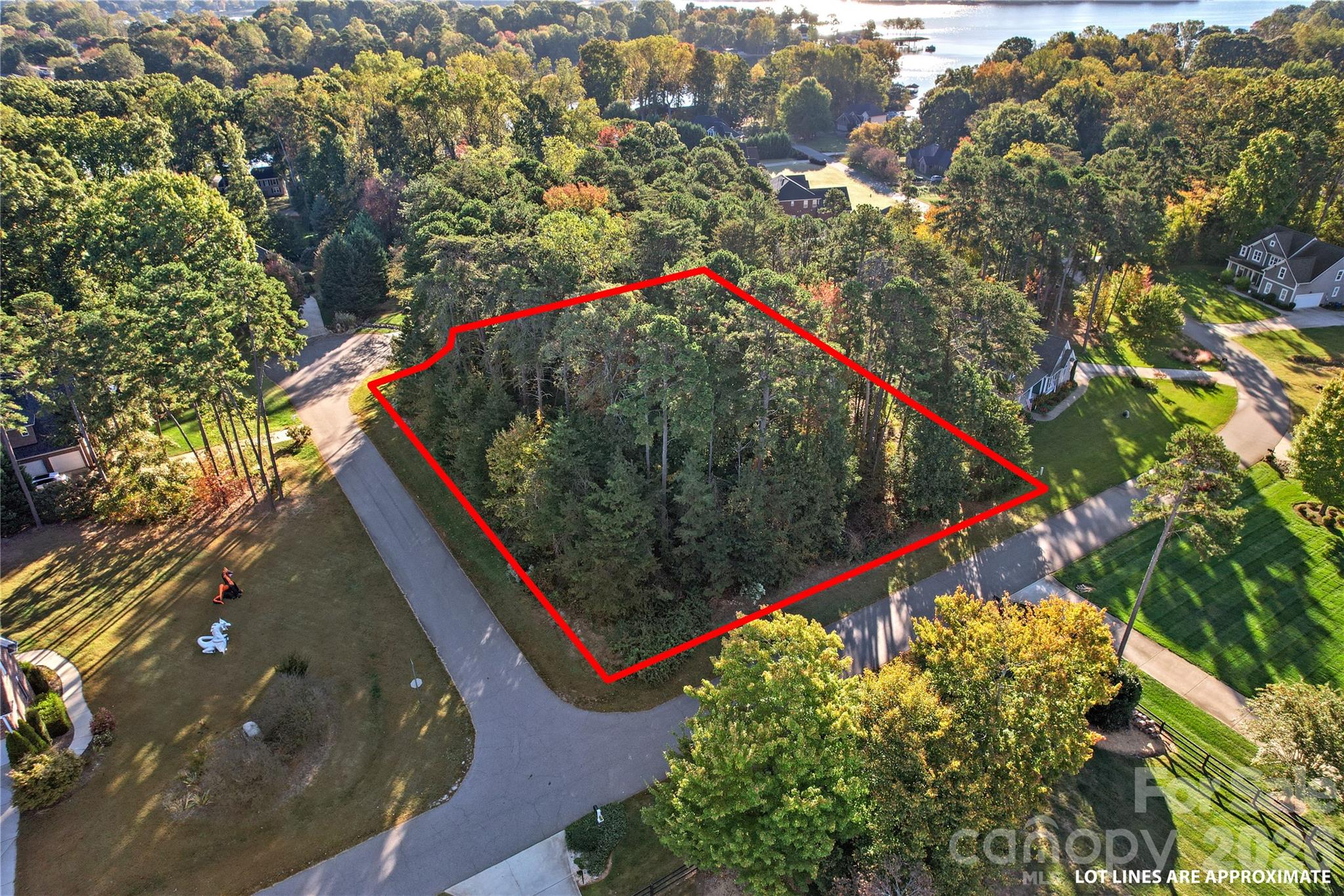 254 Woodstream Circle Property Photo 12