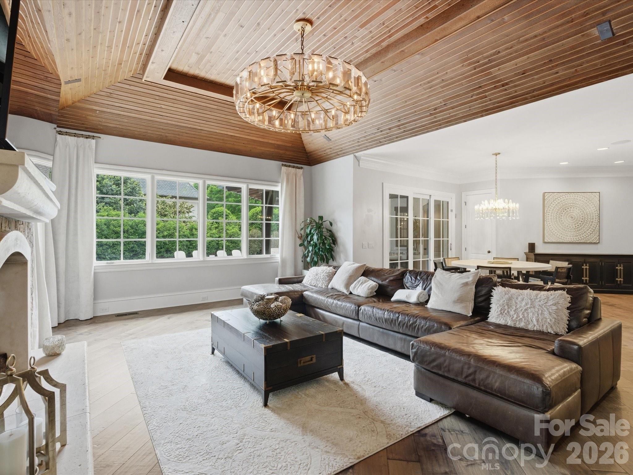 200 Oakmont Lane Property Photo 16