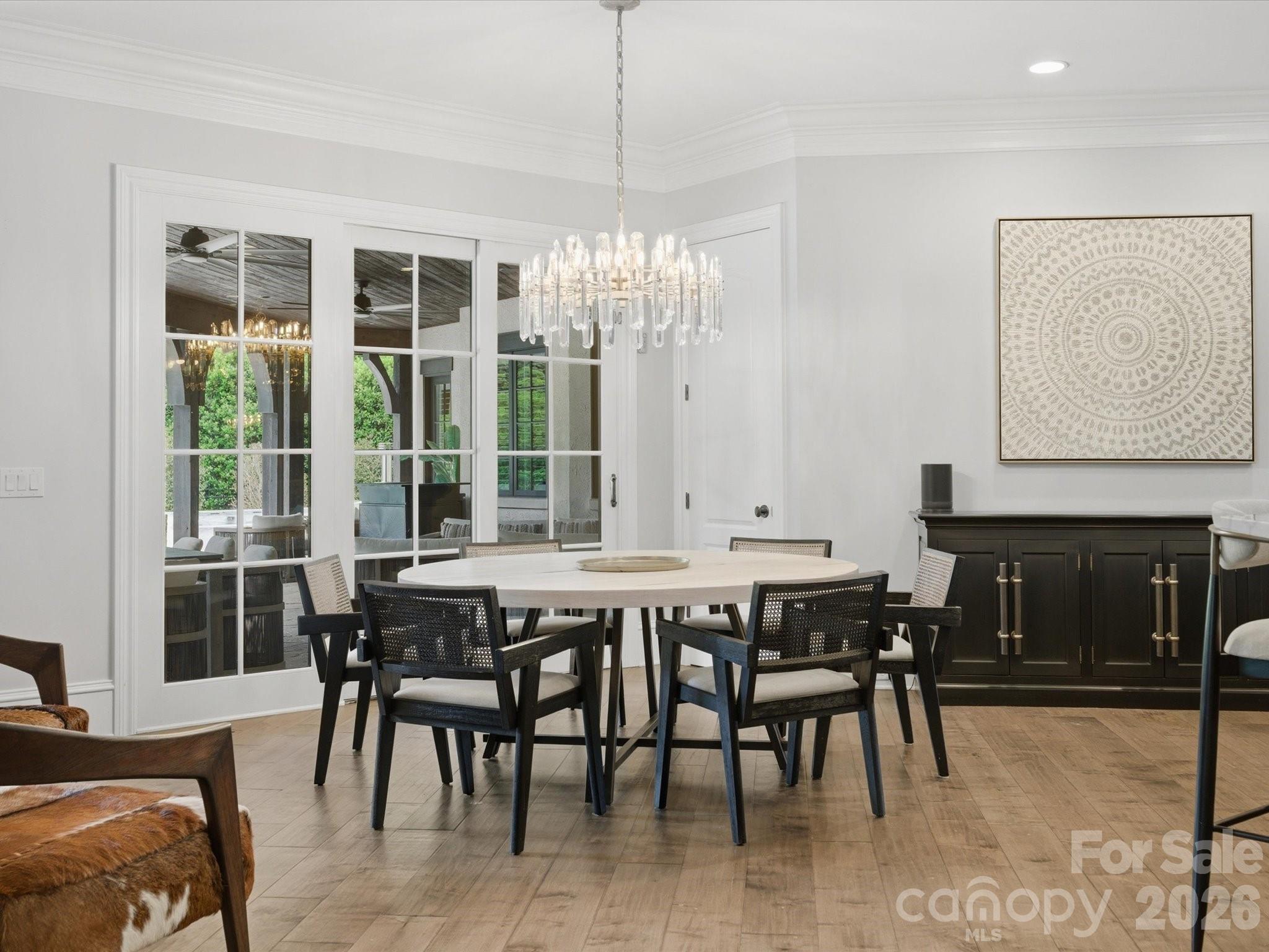 200 Oakmont Lane Property Photo 18
