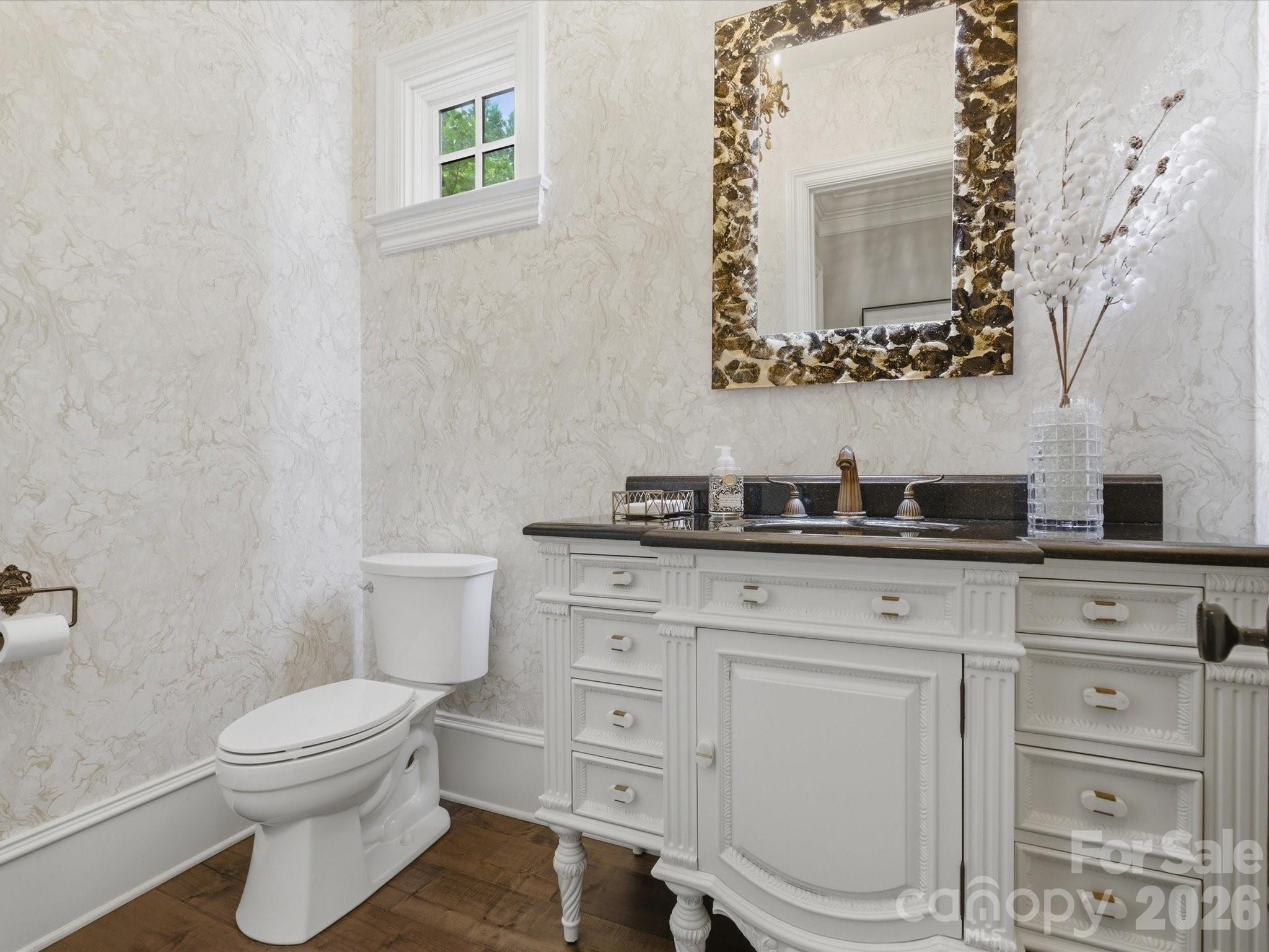 200 Oakmont Lane Property Photo 19