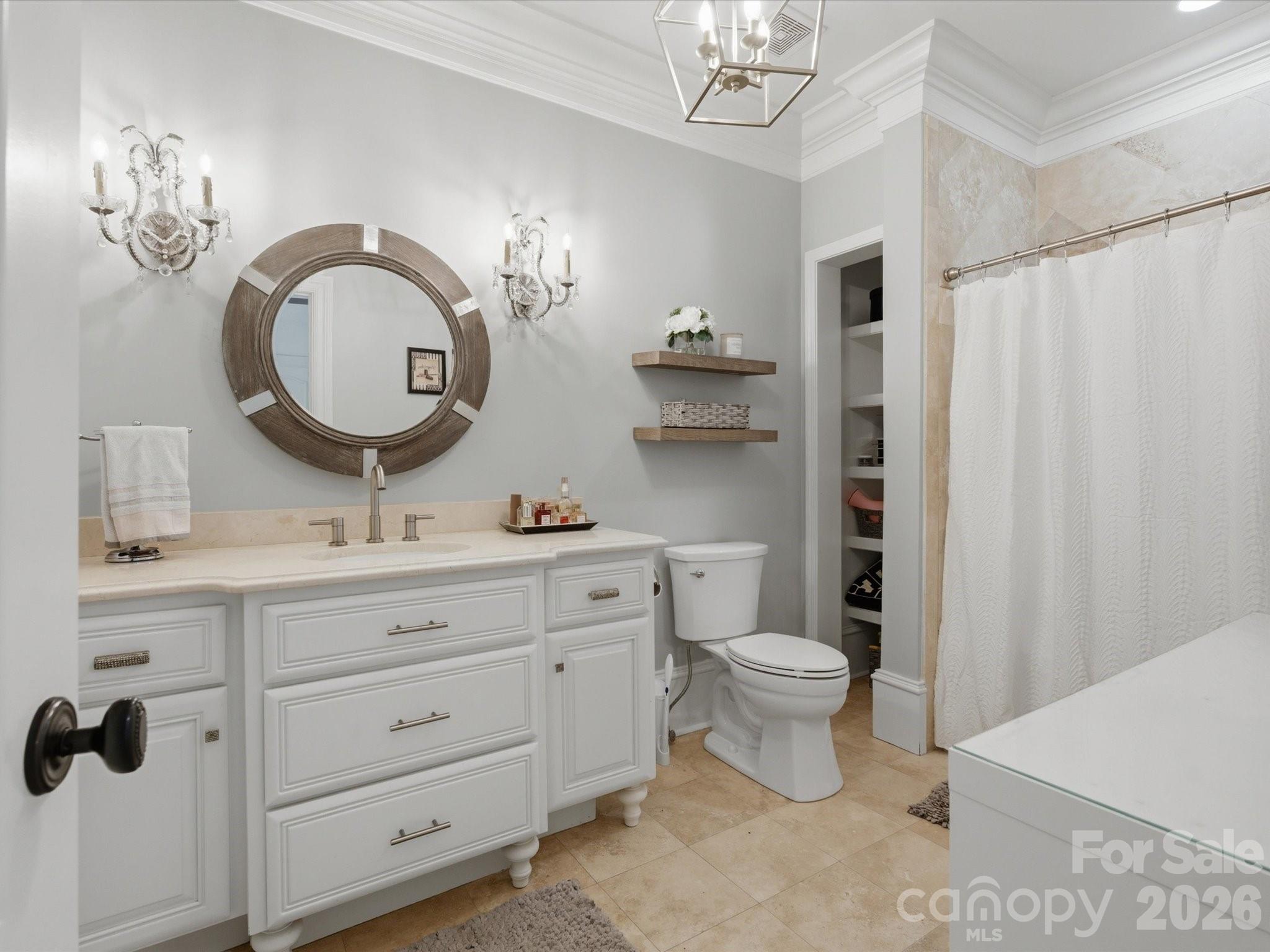 200 Oakmont Lane Property Photo 29
