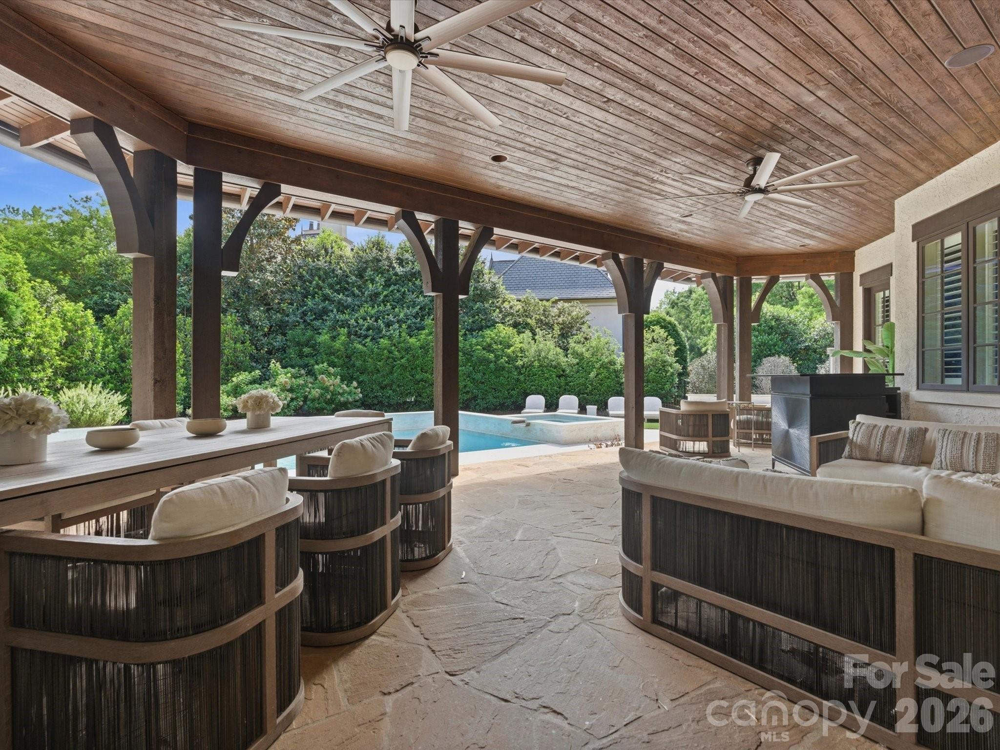 200 Oakmont Lane Property Photo 41