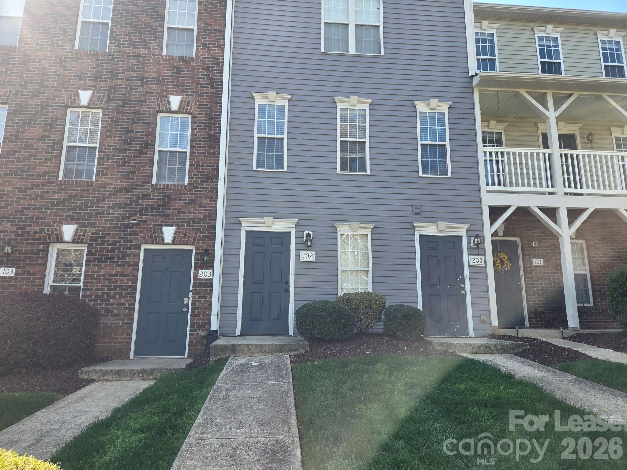 118 Steam Engine Drive Property Photo 1