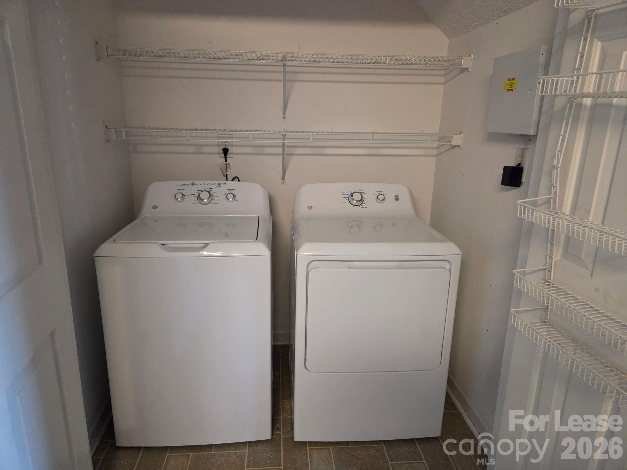 118 Steam Engine Drive Property Photo 8
