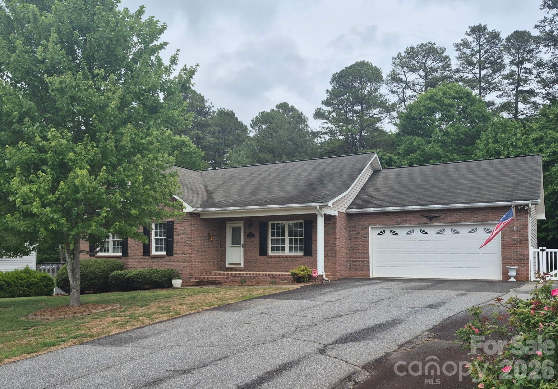 5126 Silver Tree Trail Property Photo 3