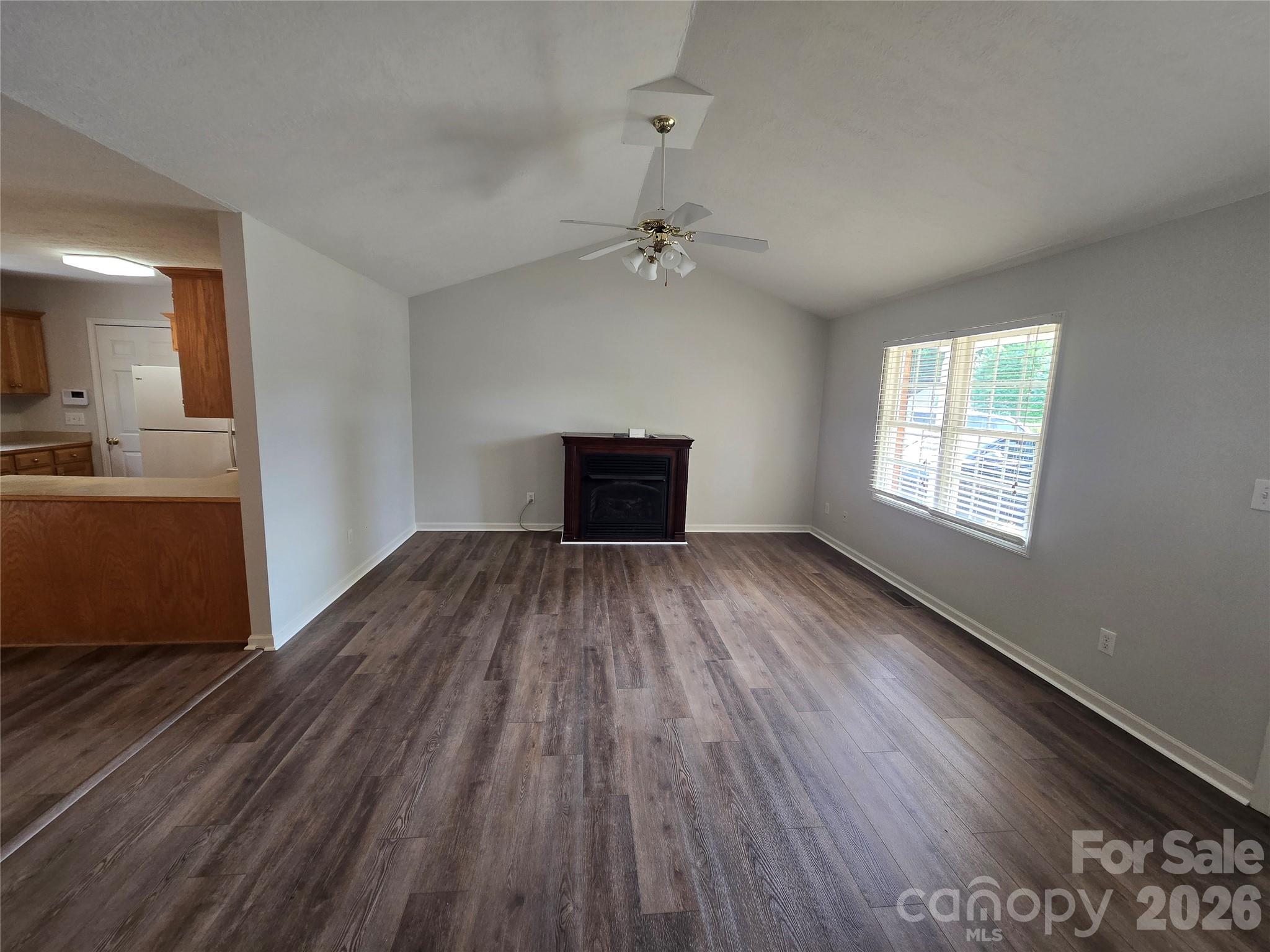 5126 Silver Tree Trail Property Photo 6