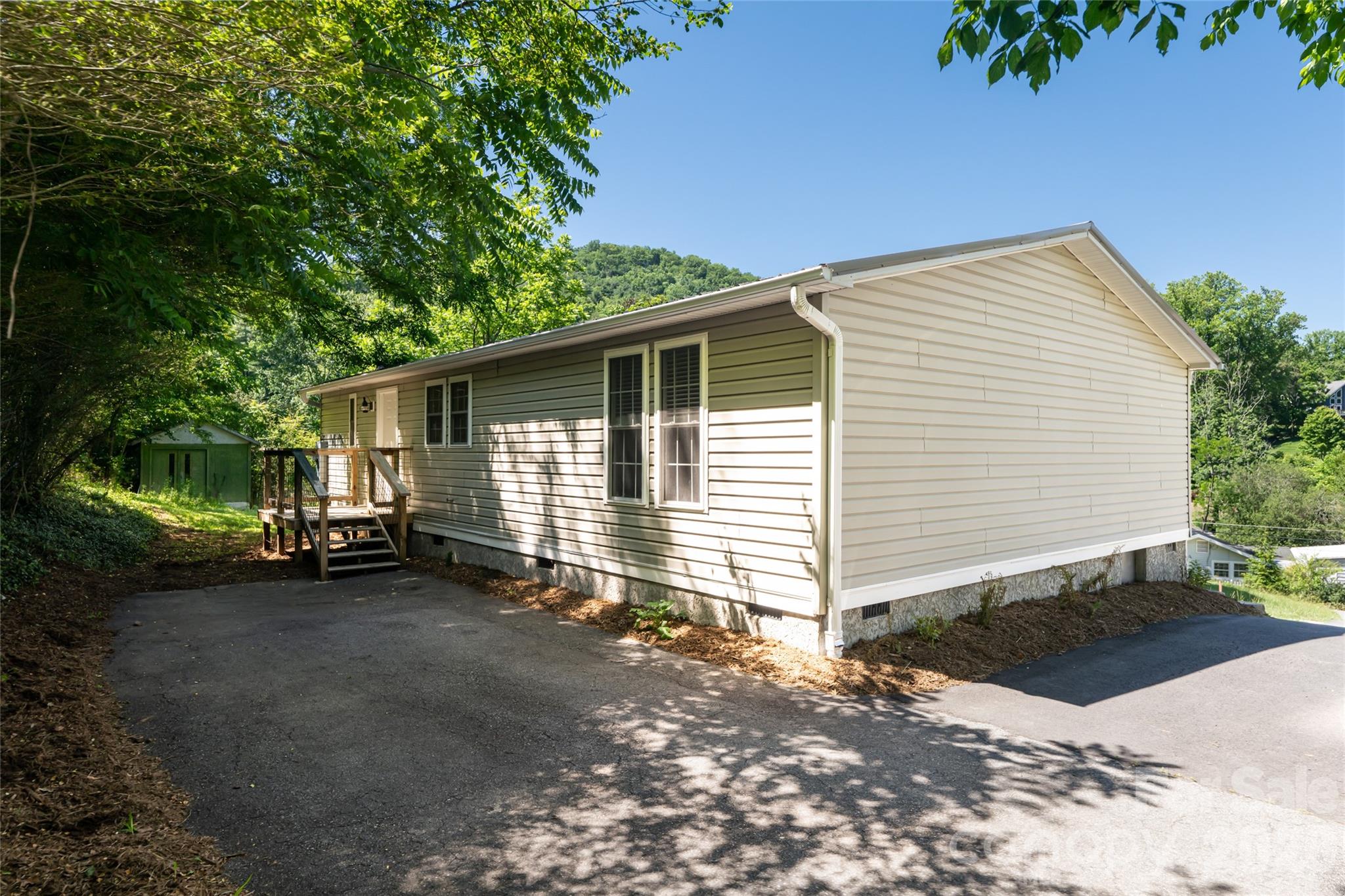 19 Sycamore Street Property Photo 26