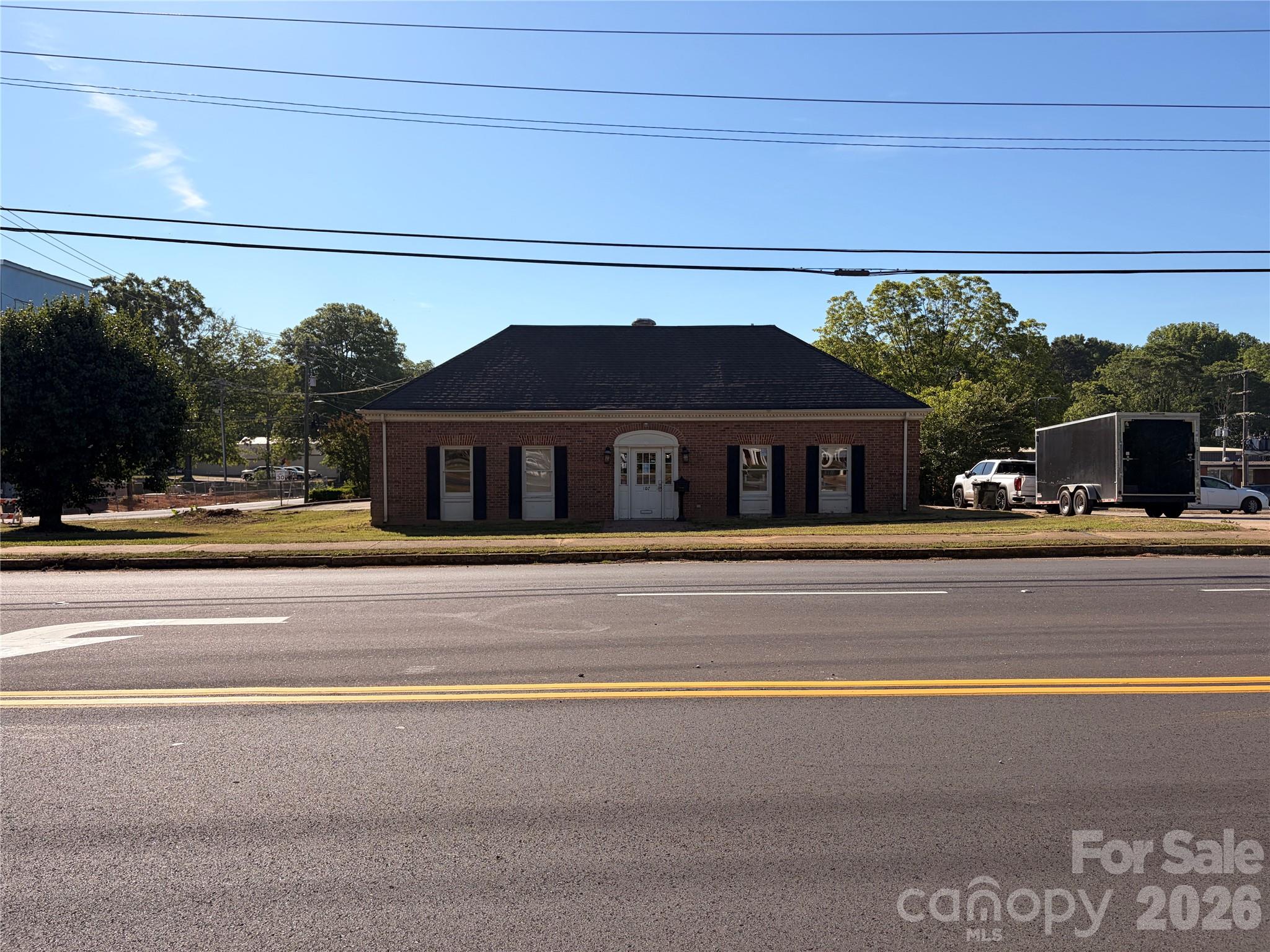 107 Congress Street Property Photo 4