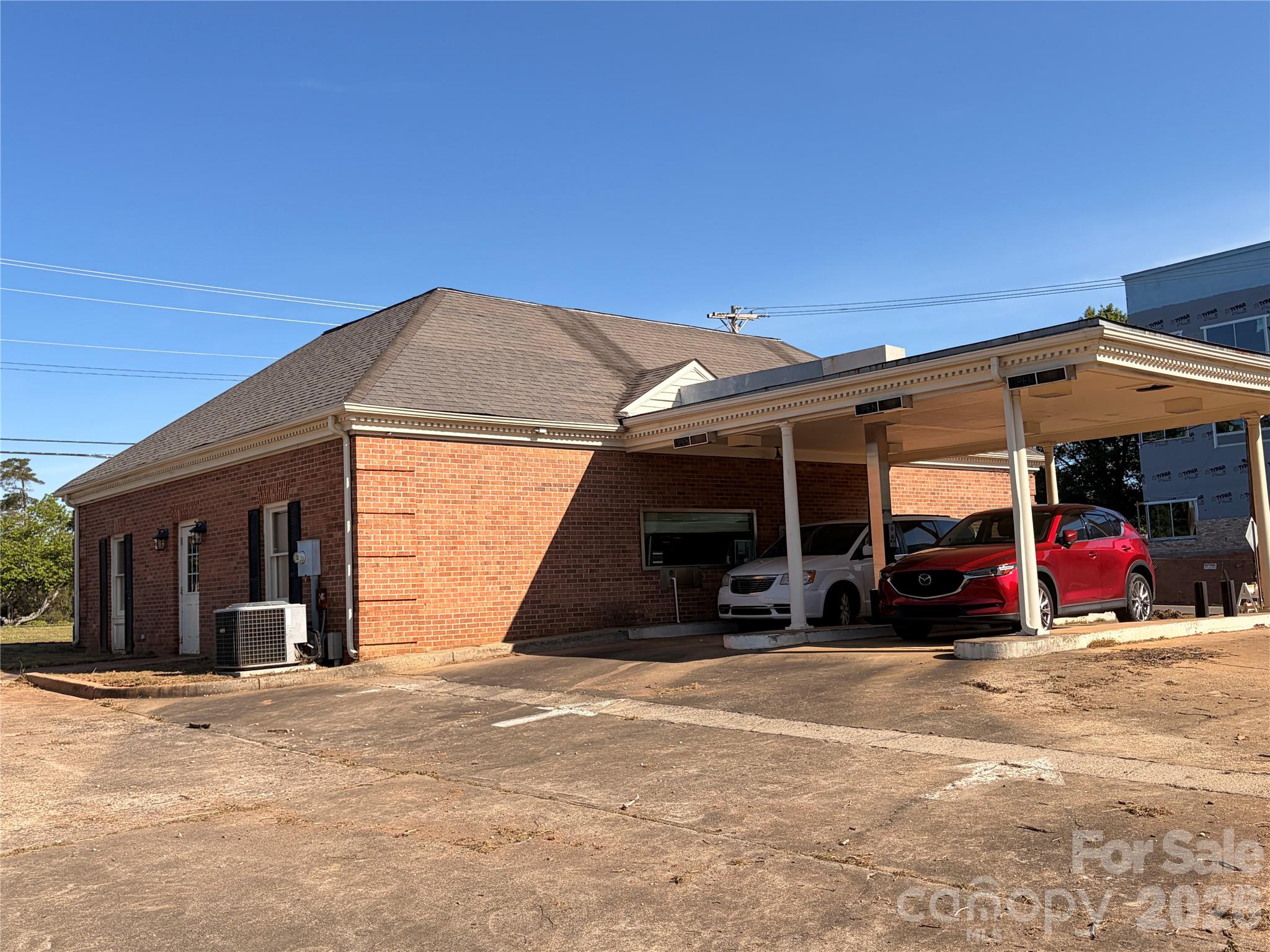107 Congress Street Property Photo 6