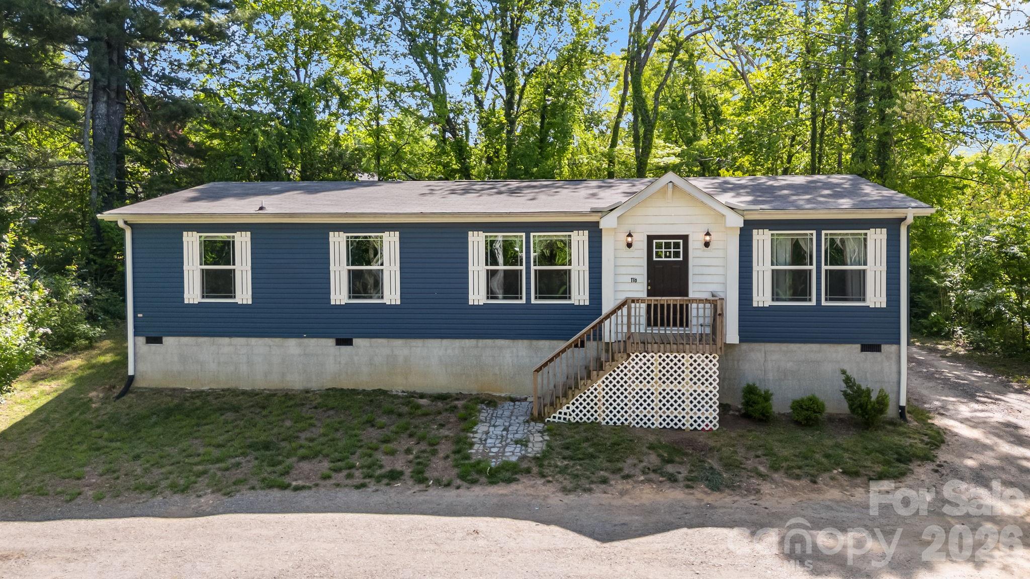 118 Bartram Way Property Photo 2