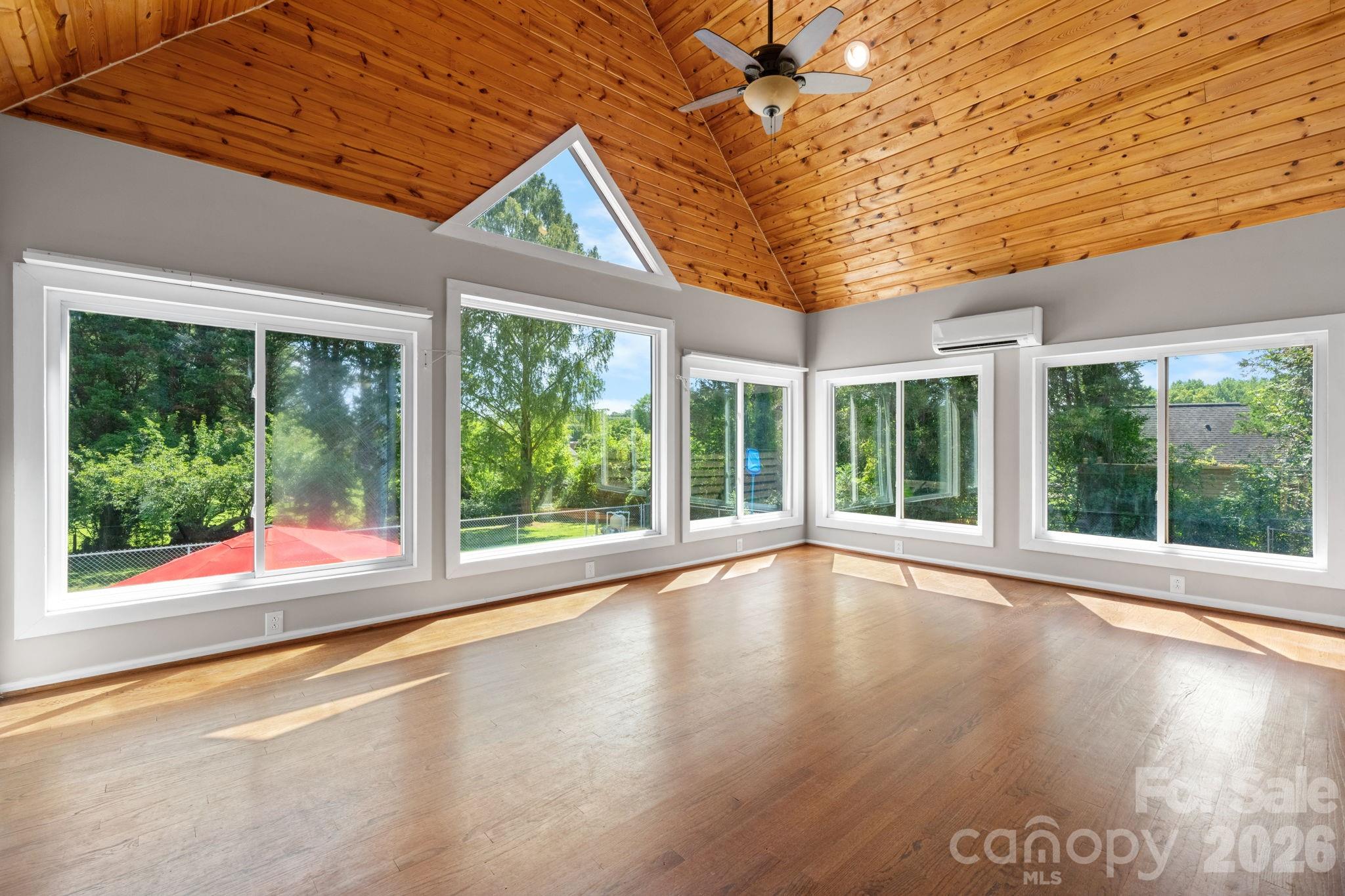 2025 34th Avenue Drive Property Photo 16