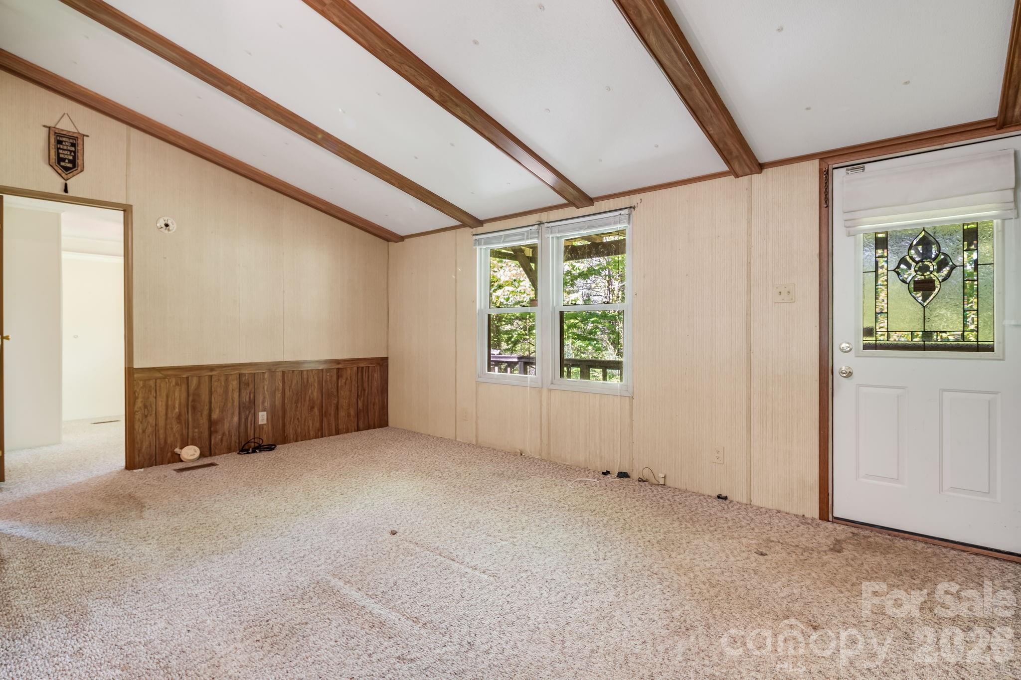 101 Serenity Lane Property Photo 7
