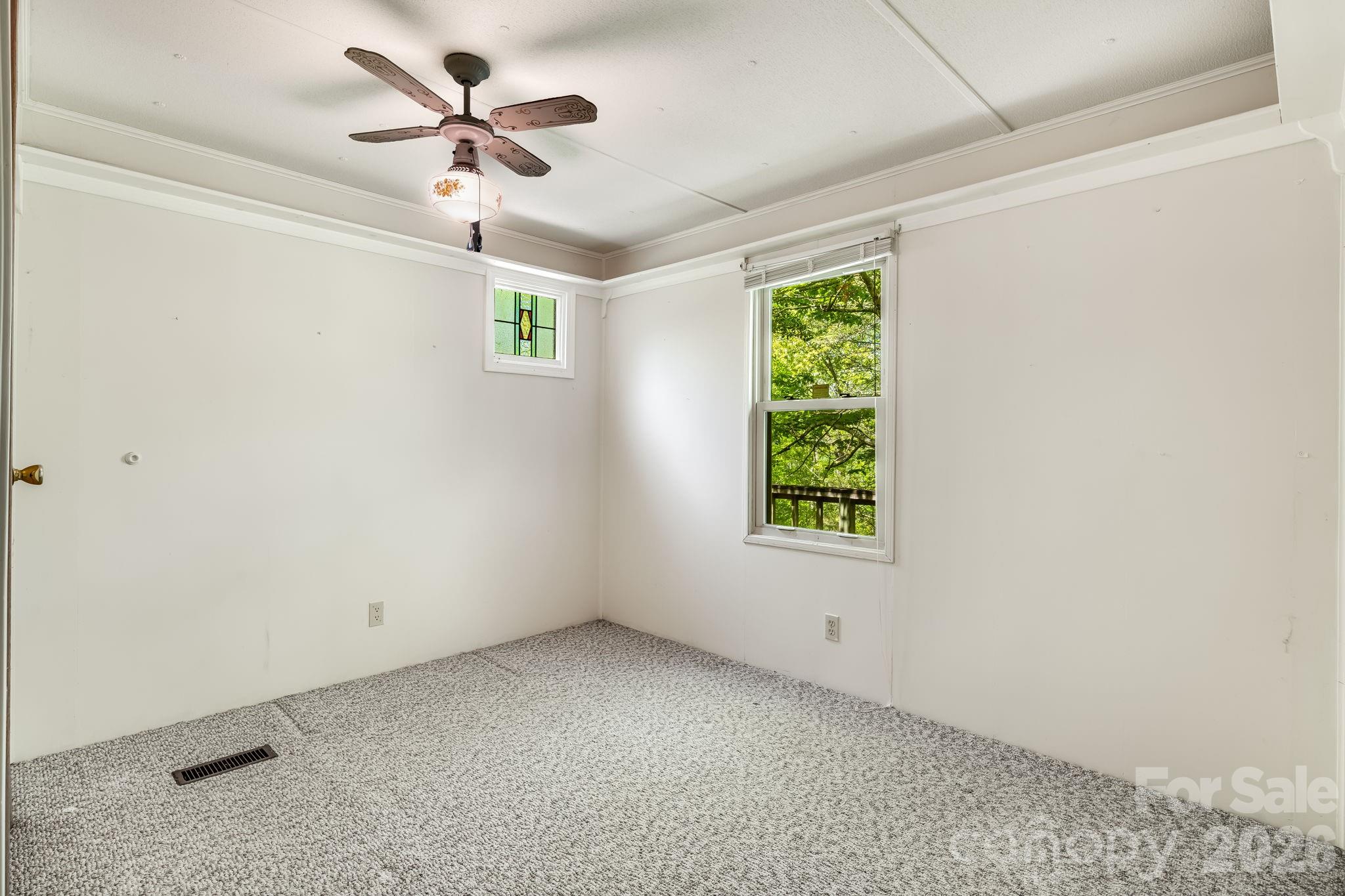 101 Serenity Lane Property Photo 16