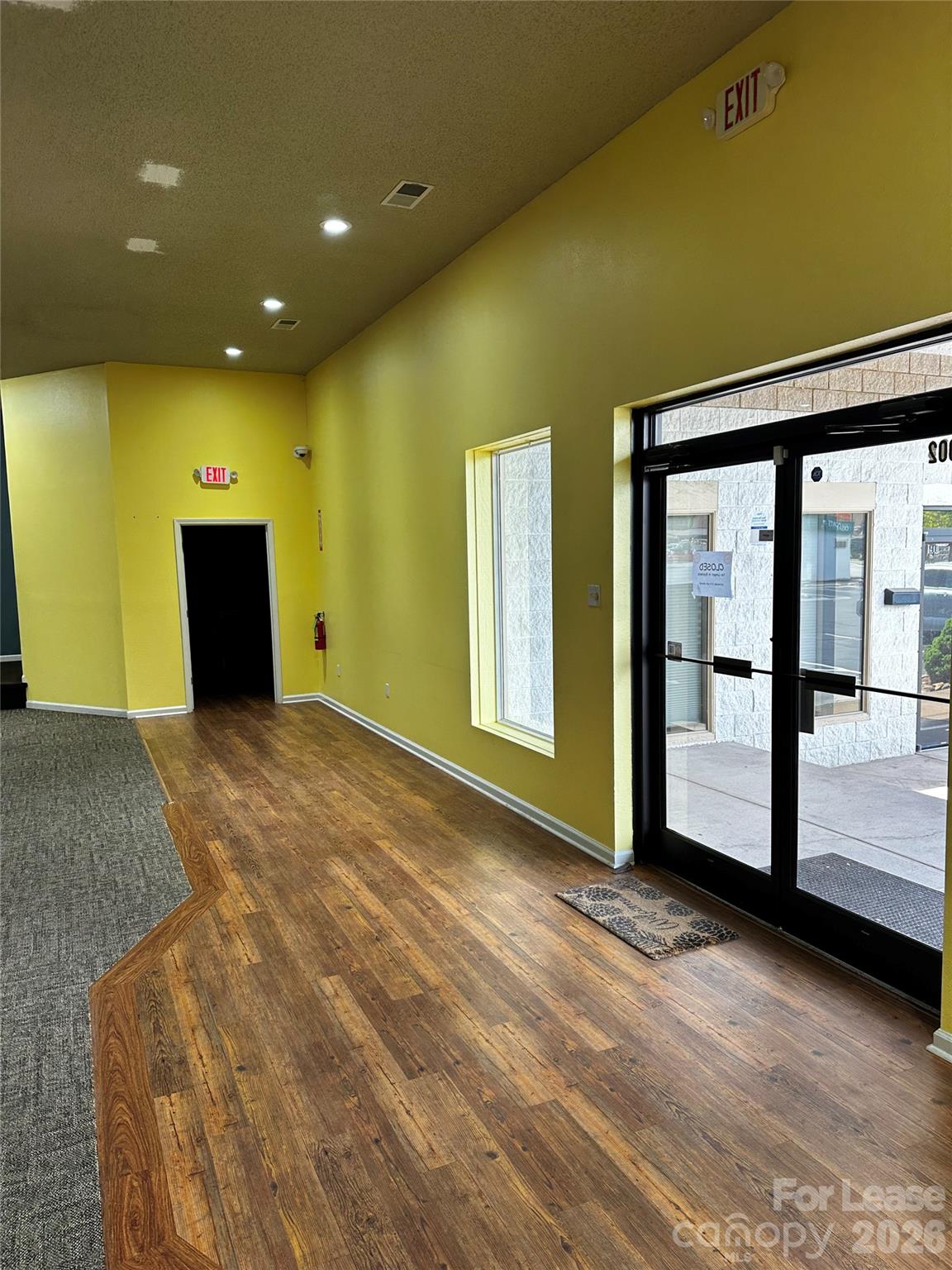 1902 S Main Street Property Photo 2