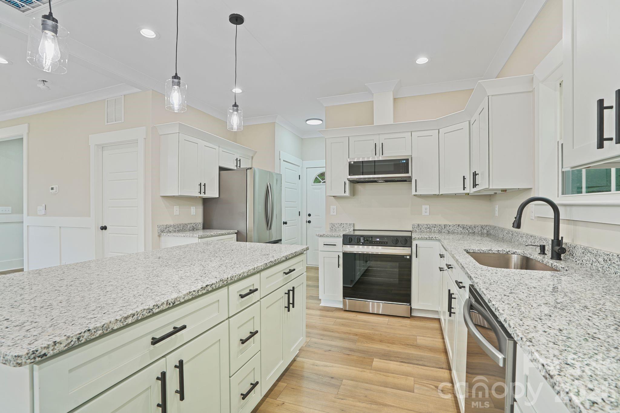 319 Grice Street Property Photo 17