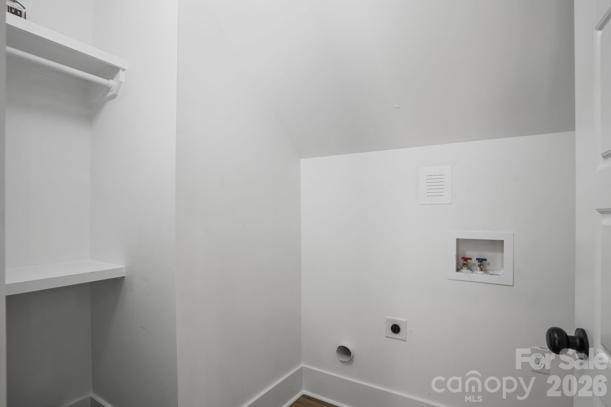 319 Grice Street Property Photo 21