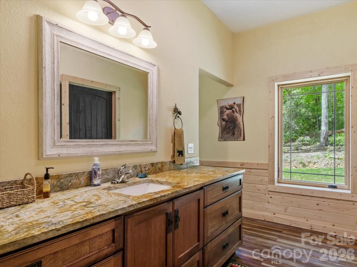 183 Mayfly Court Property Photo 27