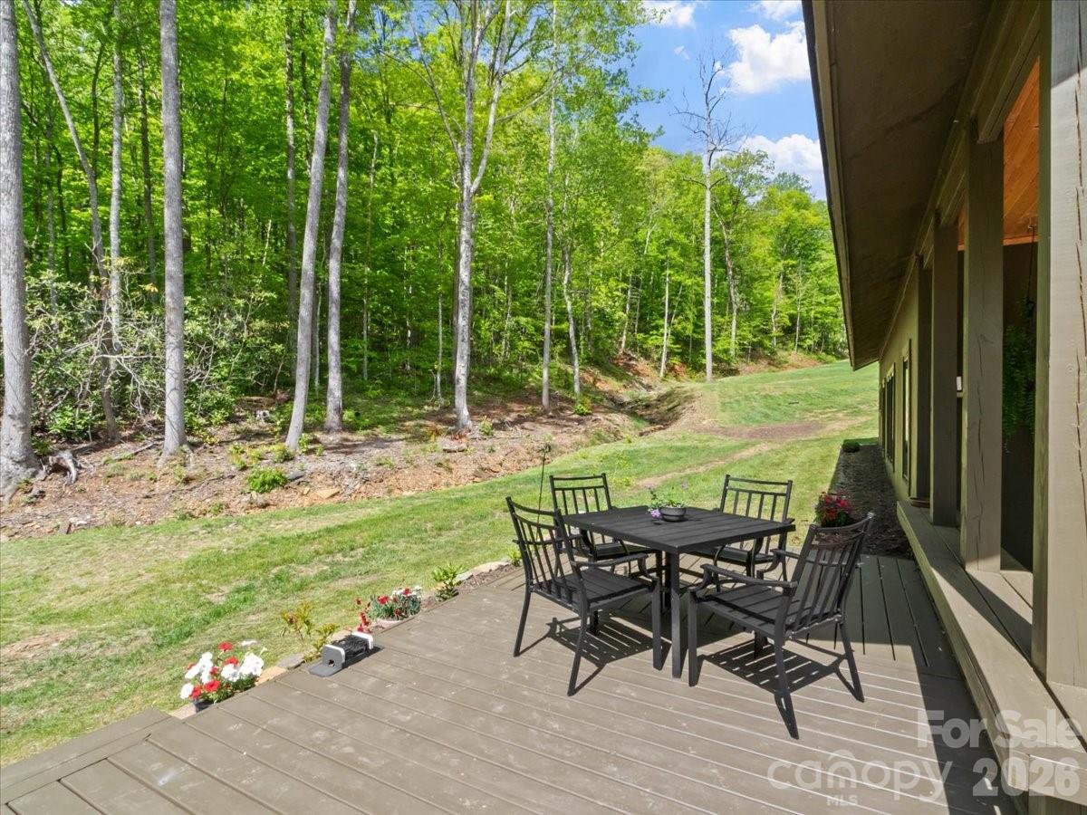 183 Mayfly Court Property Photo 36