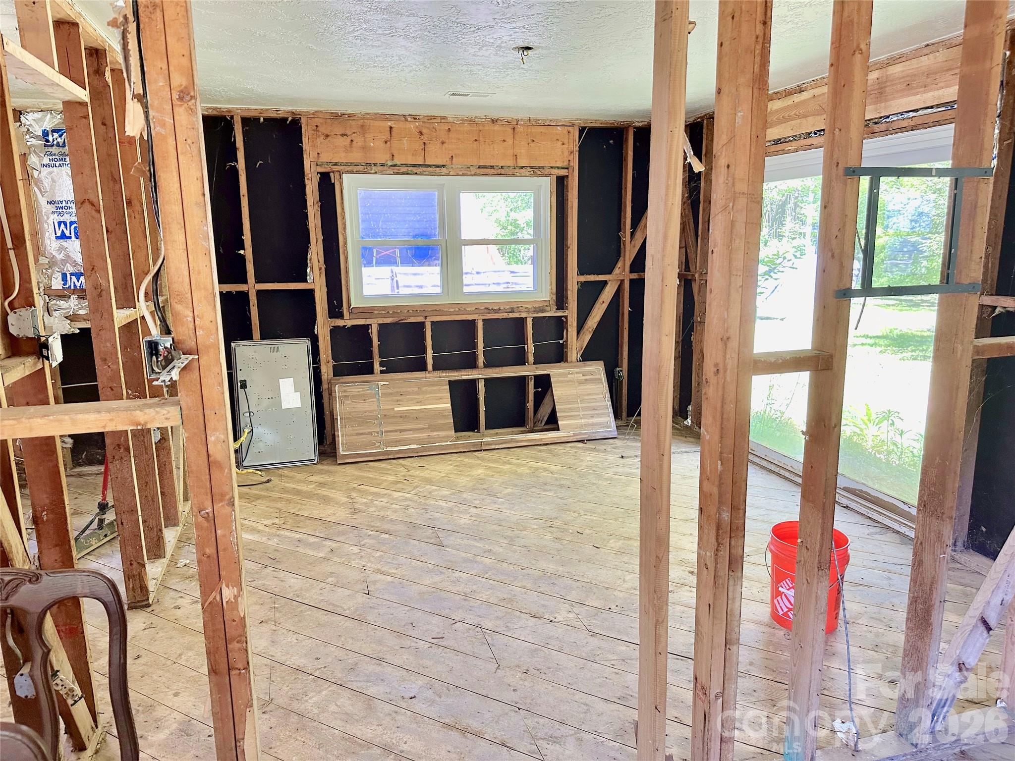 402 Blue Ridge Road Property Photo 5