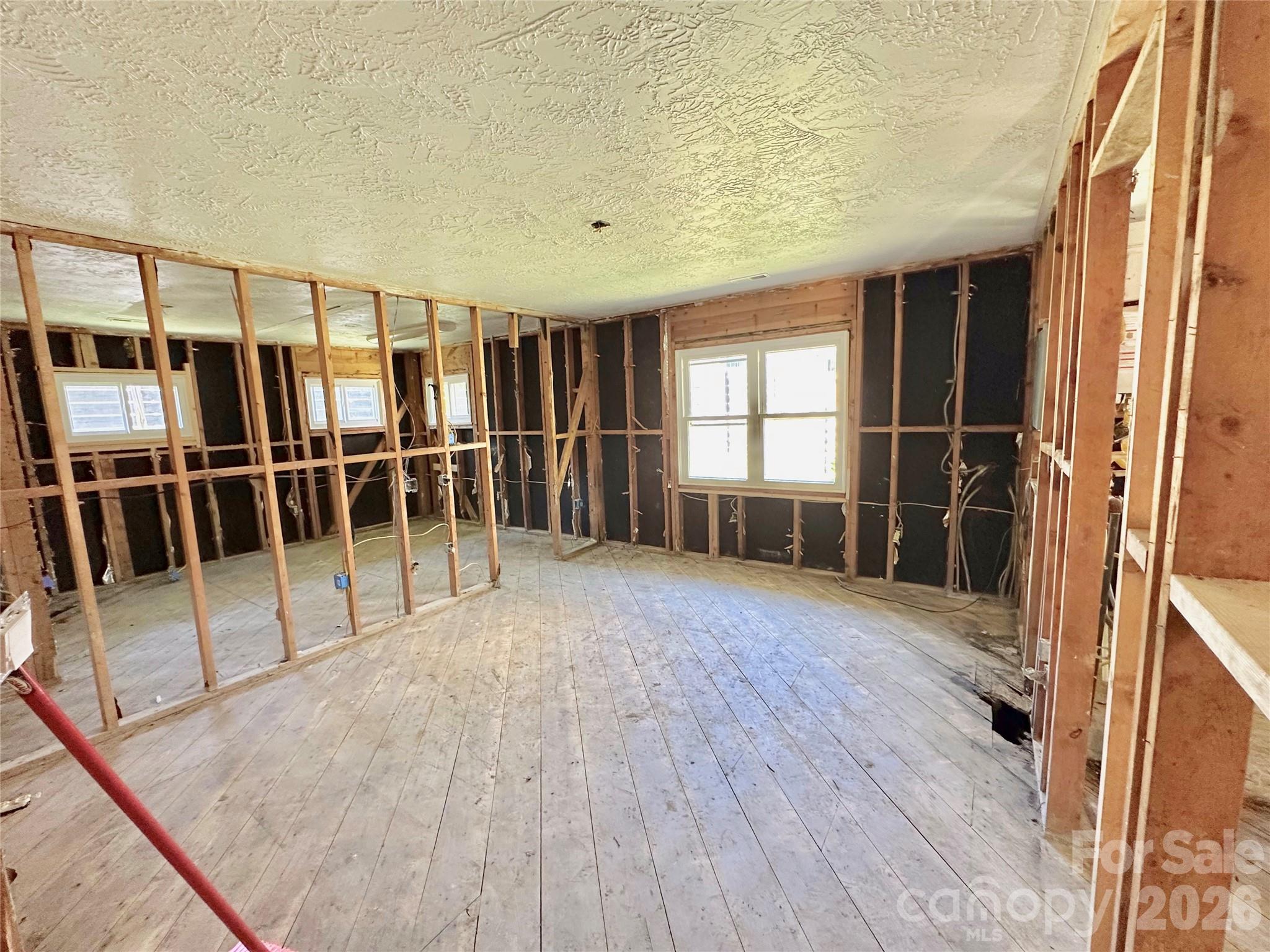 402 Blue Ridge Road Property Photo 8
