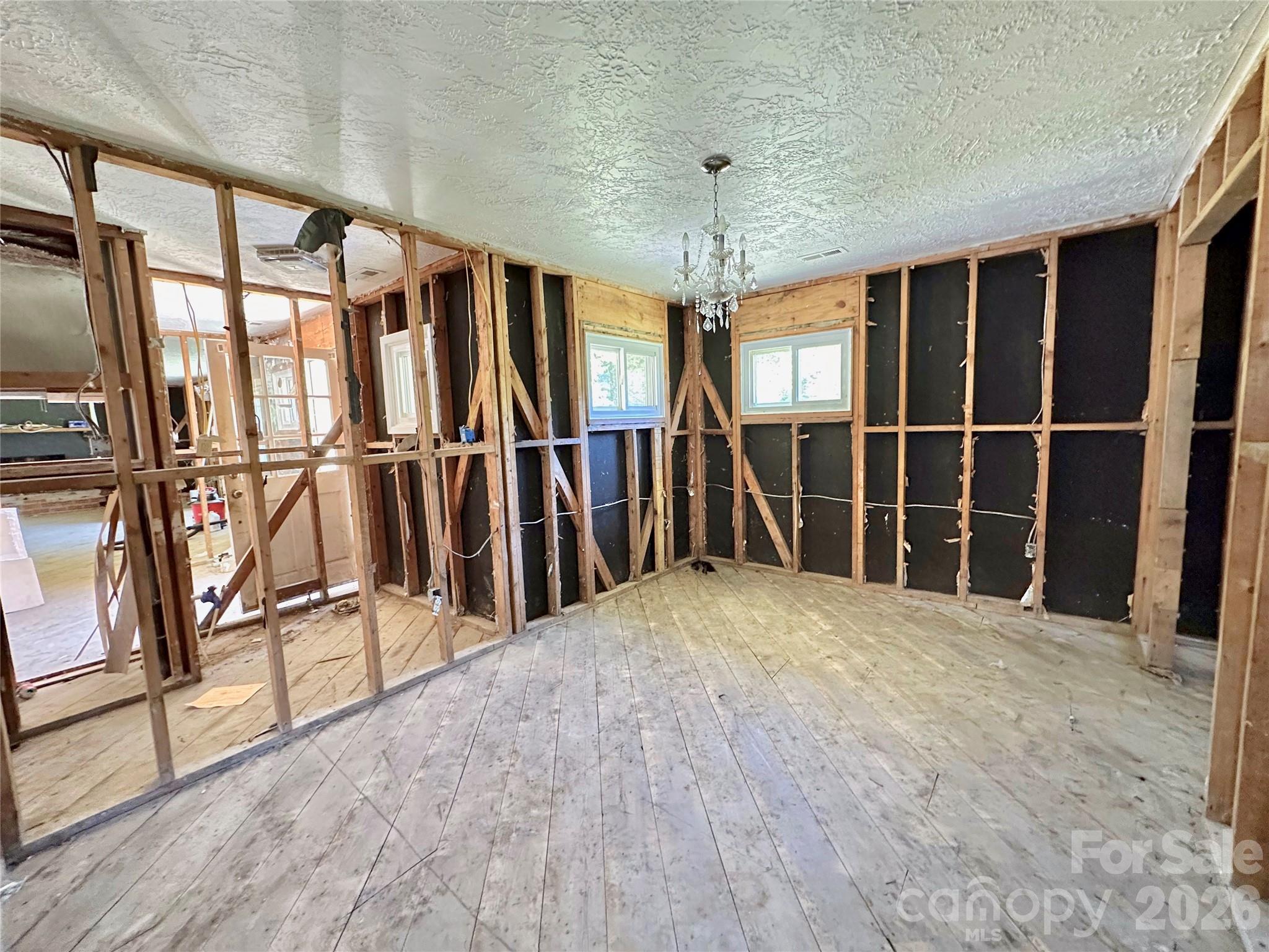 402 Blue Ridge Road Property Photo 11