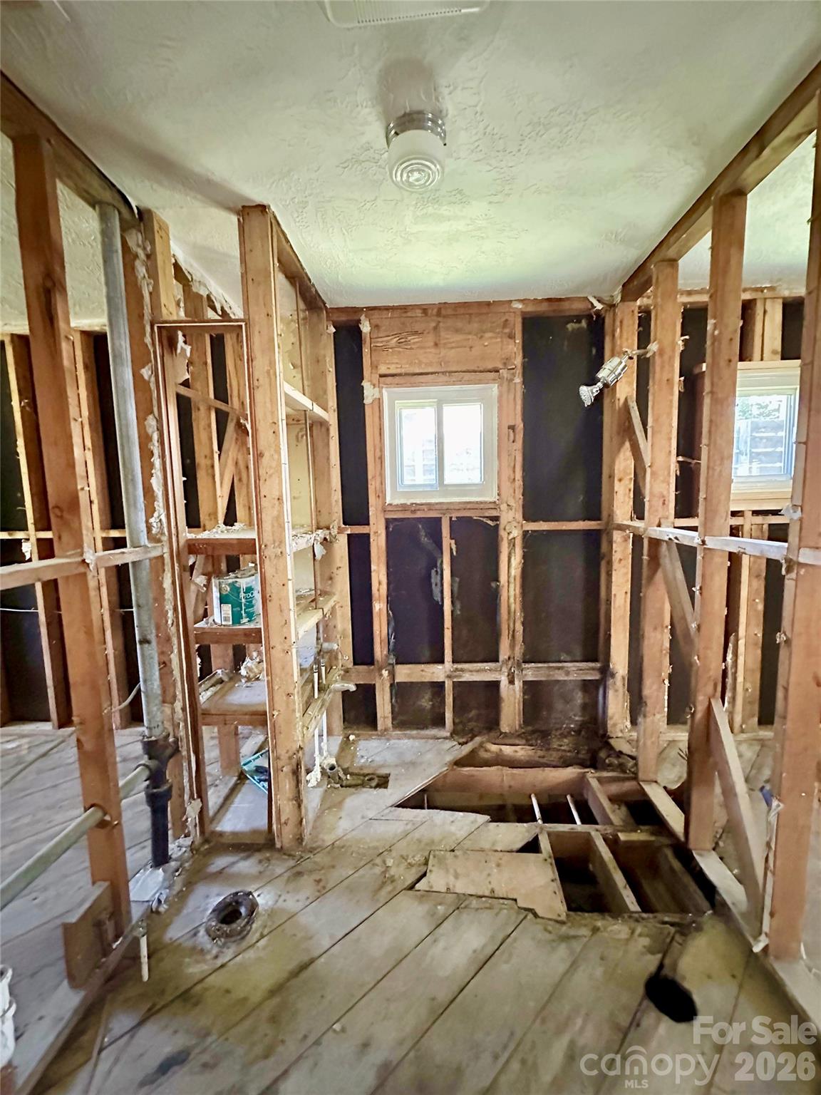 402 Blue Ridge Road Property Photo 12