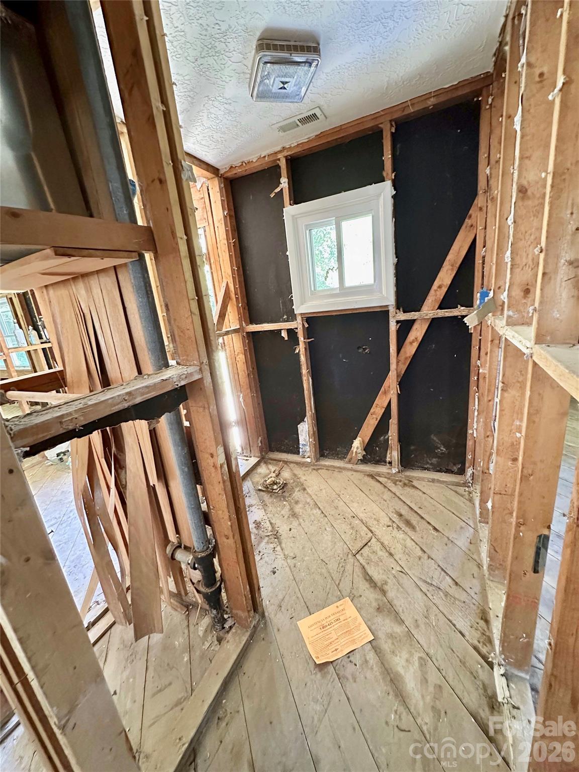 402 Blue Ridge Road Property Photo 14