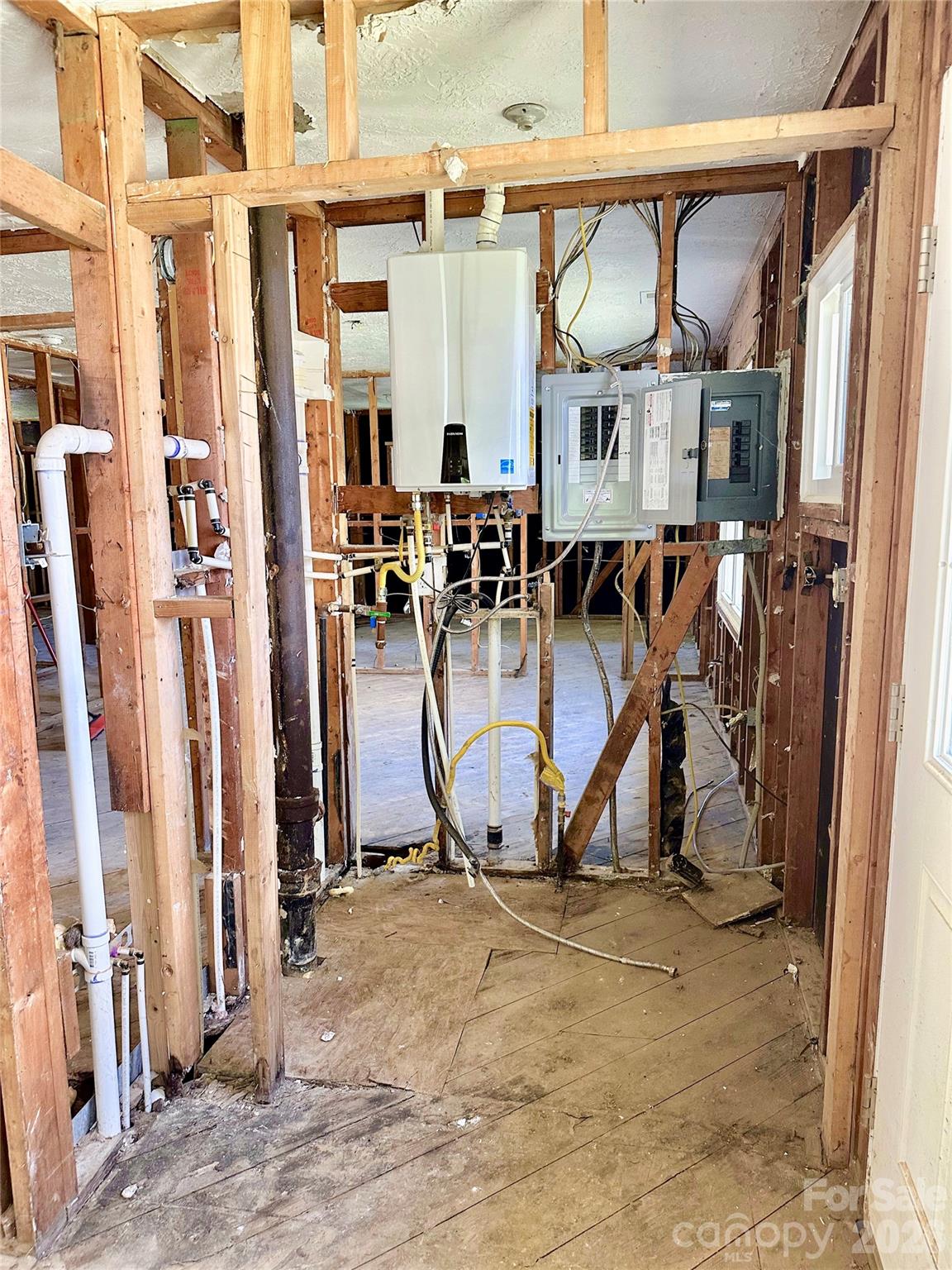 402 Blue Ridge Road Property Photo 15