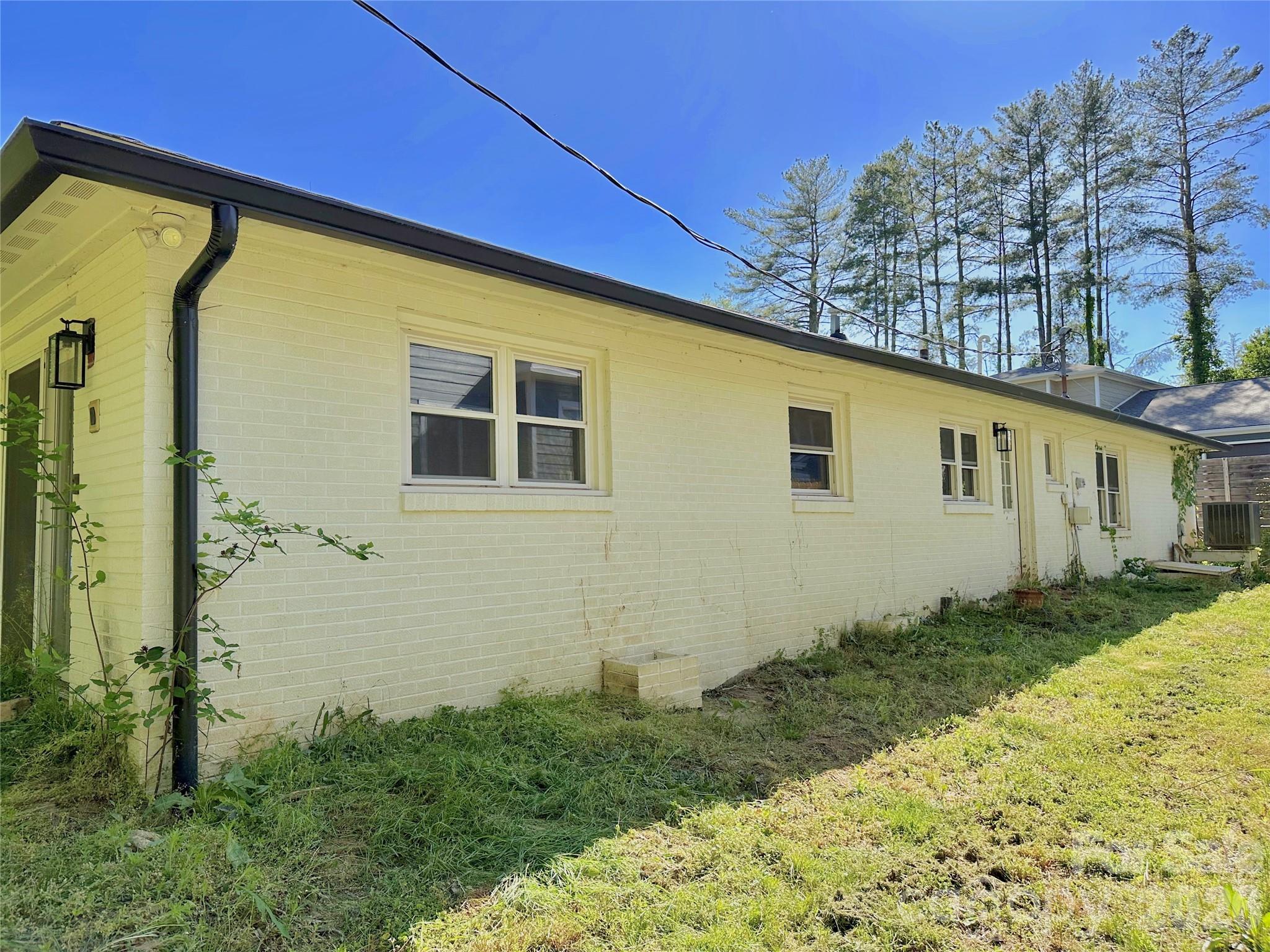 402 Blue Ridge Road Property Photo 17