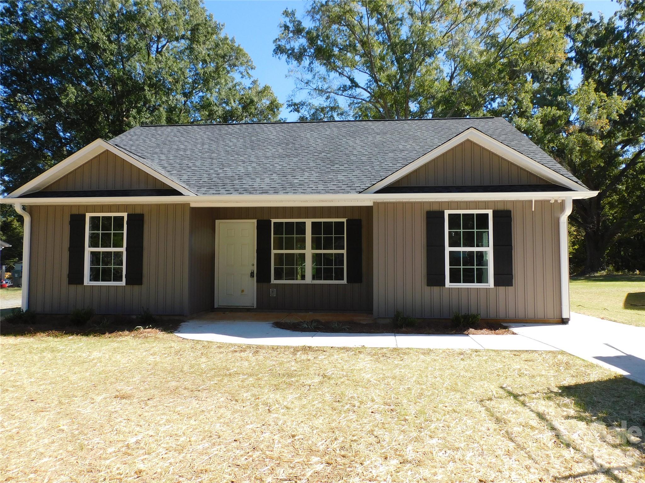 222 Mcclain Street Property Photo 1